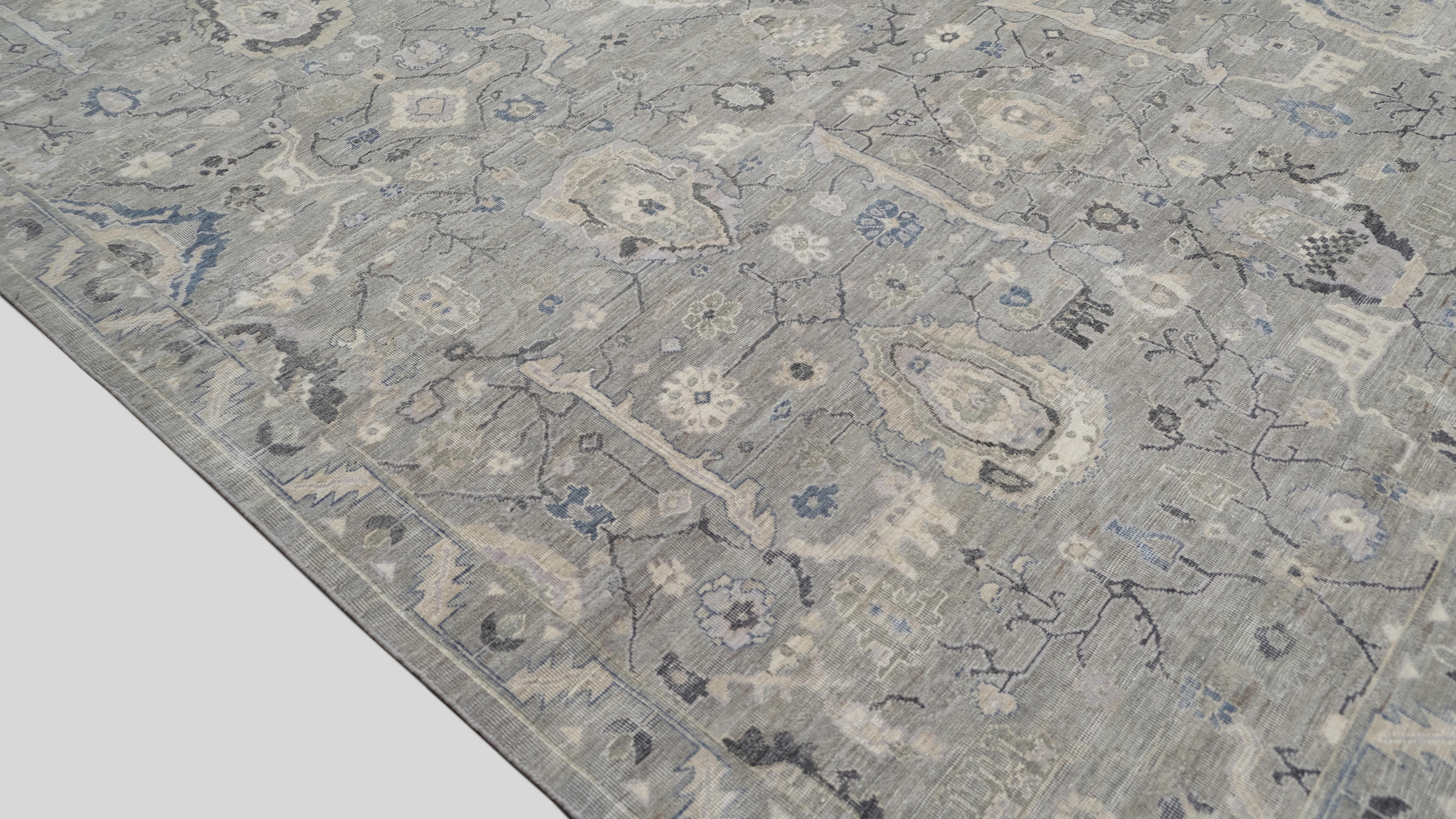 Alfombra relajada de lana gris Sultanabad Pattern 7'9''x9'10'' Anudado a mano en venta