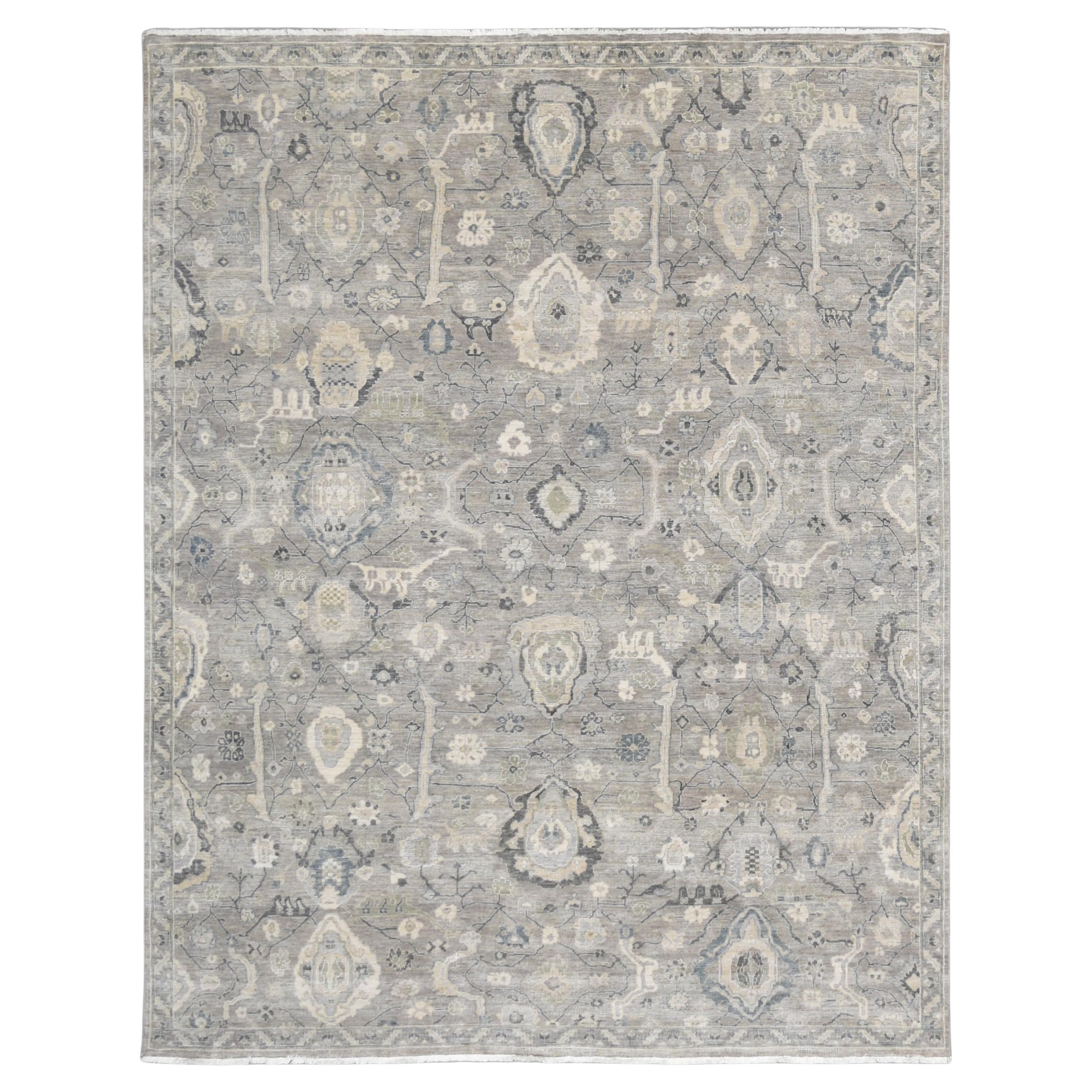 Relaxed Sultanabad Pattern Grey Wool Rug 7'9''x9'10''