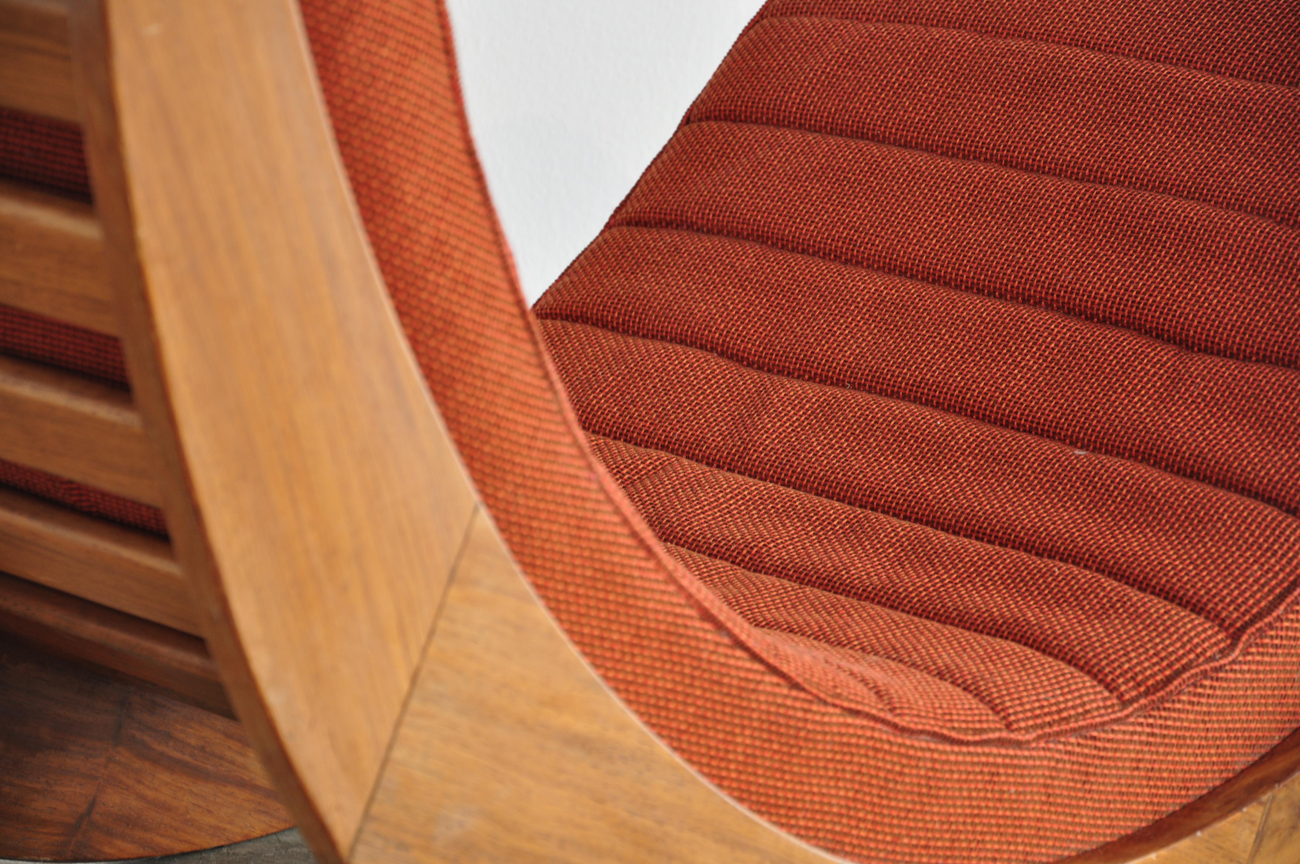 „Relaxer“ Schaukelstuhl der dänischen Designerin Verner Panton, 1974 im Zustand „Gut“ im Angebot in Vienna, AT