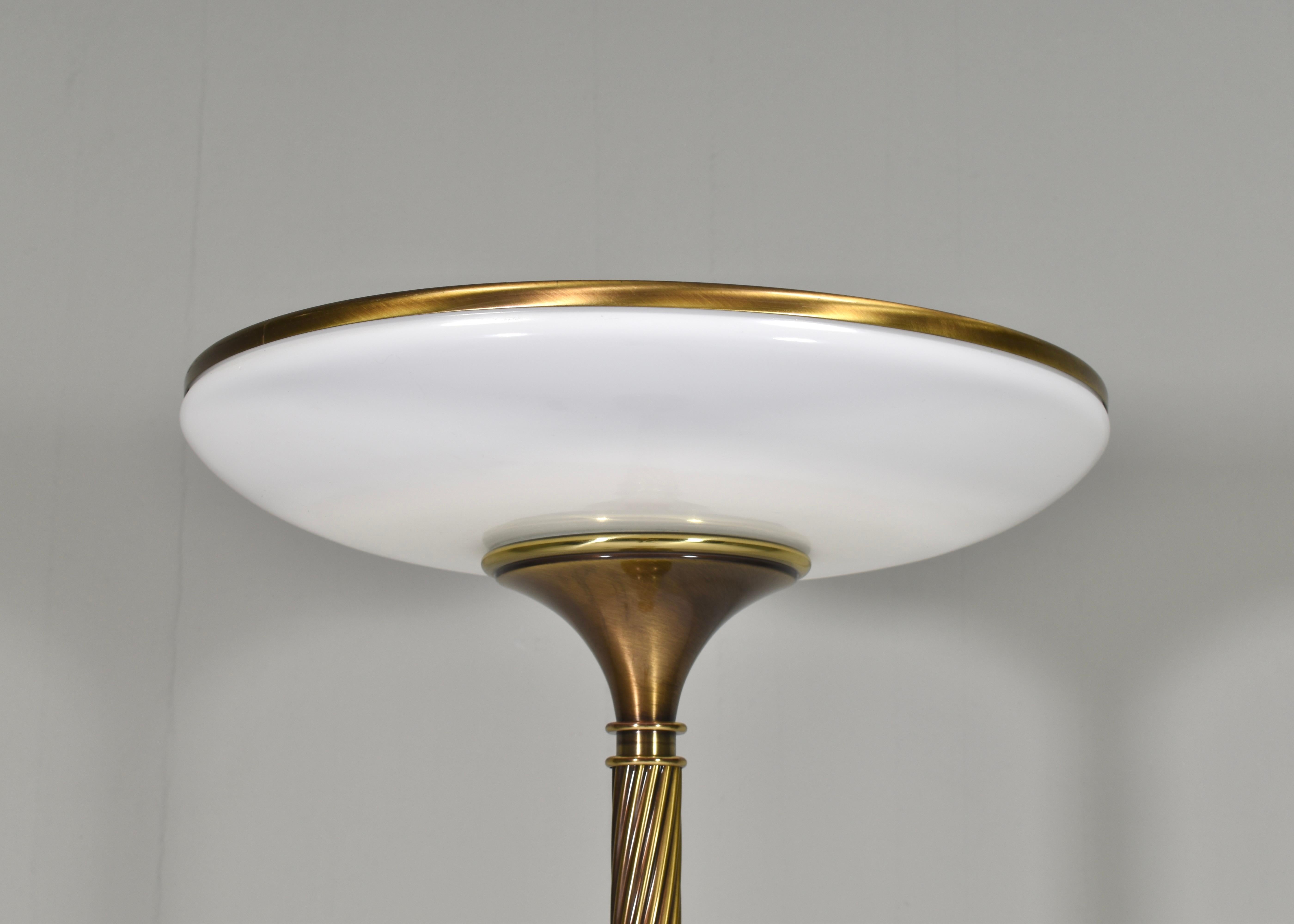 Relco Milano Turned Brass and Opaline Glass Floor Lamp, Italy - circa 1970 For Sale 2
