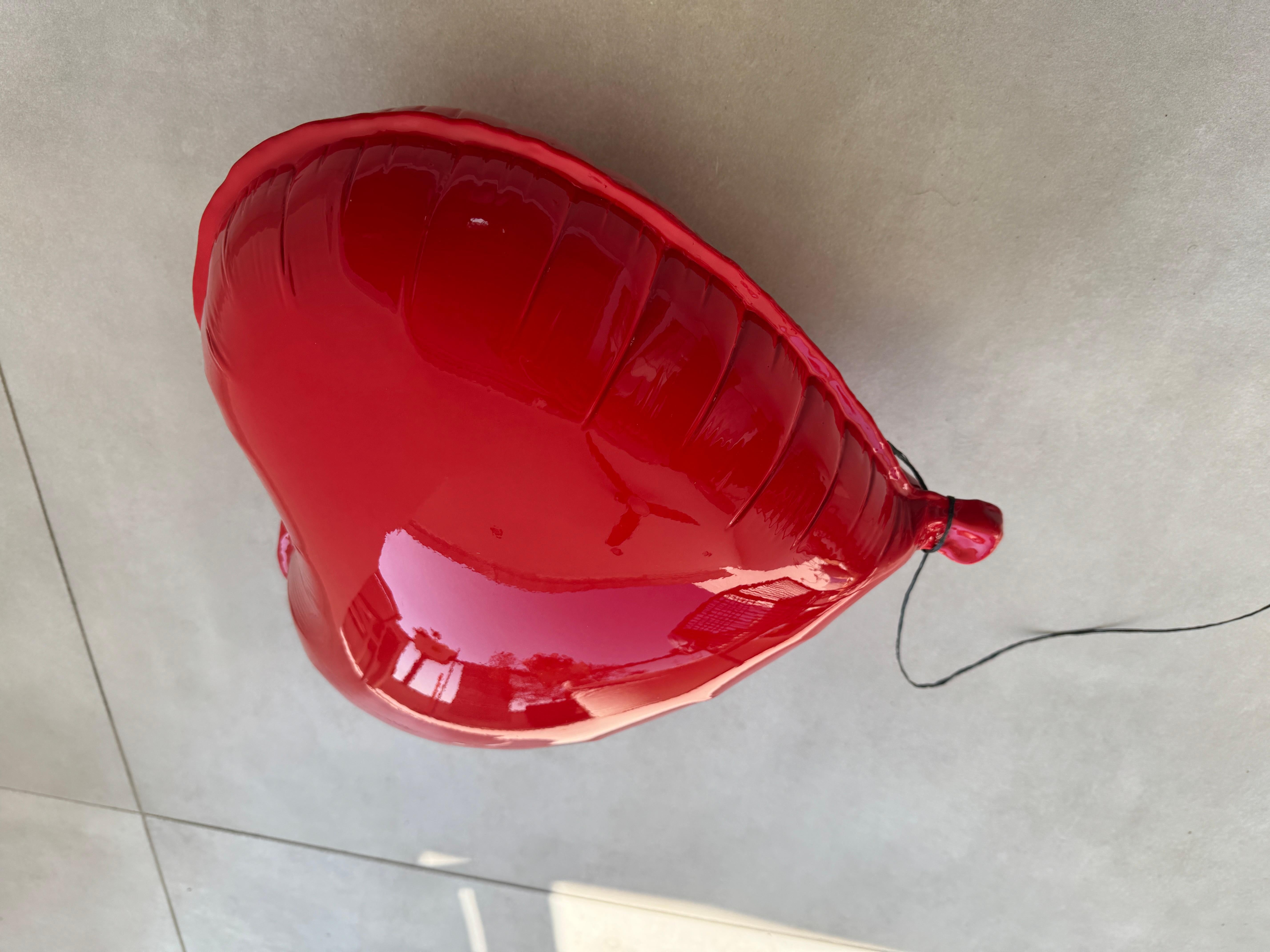 Escultura de cerámica brillante Corazón de globo, Pop Art arte de pared contemporáneo rosa en venta 2