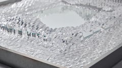 Relief Baroque - Miroir d'art mural contemporain minimal sculptural