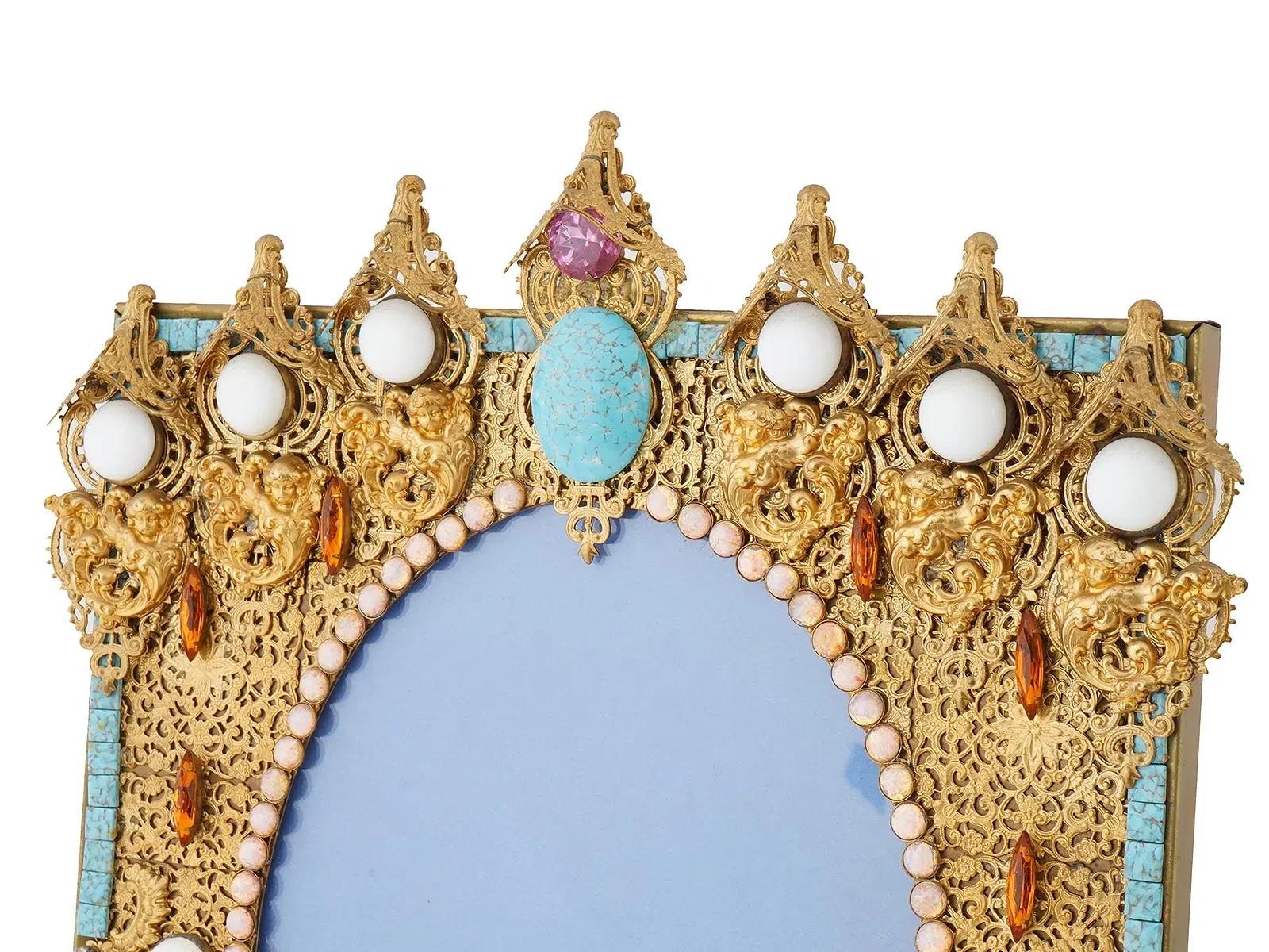 Relief Design vergoldetem Messing Bilderrahmen markiert im Angebot 1