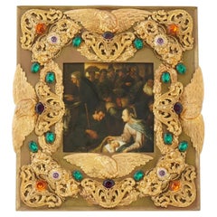 Marco de fotos de latón dorado con diseño de águila en relieve