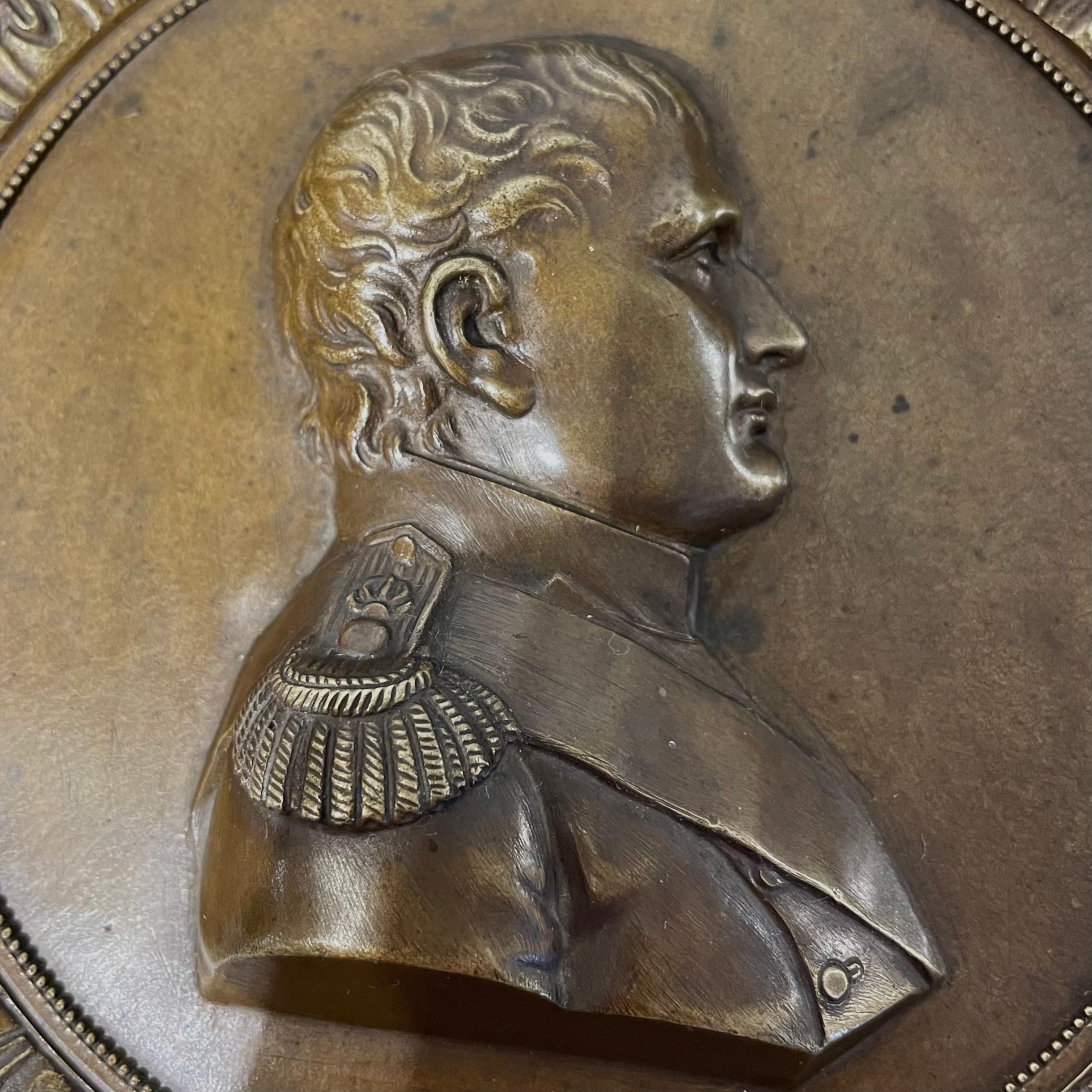 Relief Portraits of Napoleon Bonaparte in Bronze from the 19th Century For Sale 1