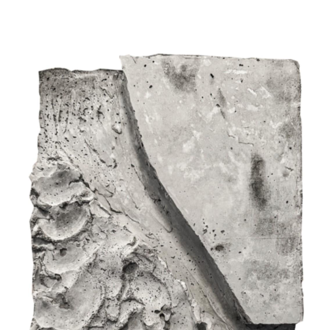 Reliefskulptur von Alexandra Madirazza
Abmessungen: B 60 x T 3 x H 90 cm (Dies sind ungefähre Maße)
MATERIALIEN: Beton

Alexandra ist Architektin, hat sich aber in den letzten 5 Jahren mit dem Unternehmen Atelier selbständig gemacht.

Madirazza, wo