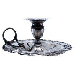 Relieved silver paddle with shell shape