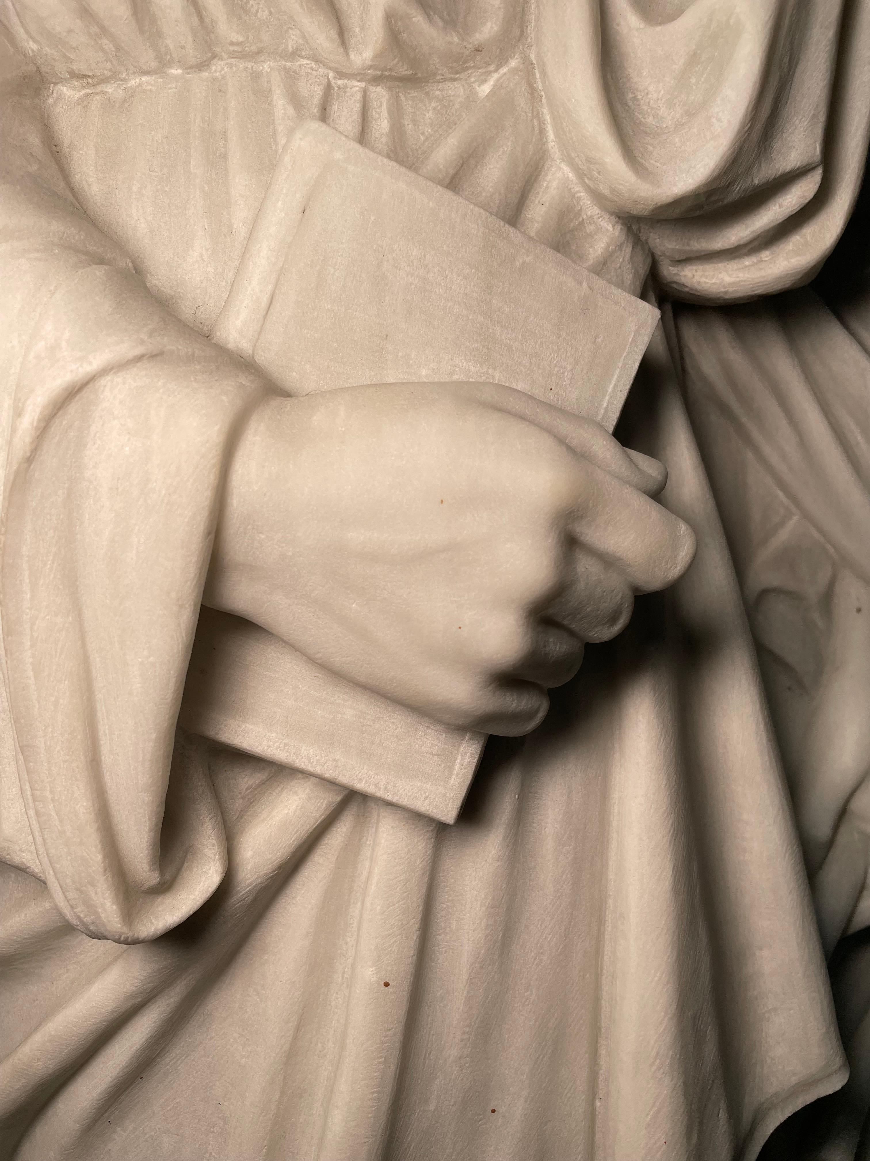 Bassorilievo/scultura religiosa in marmo di Carrara in vendita 3