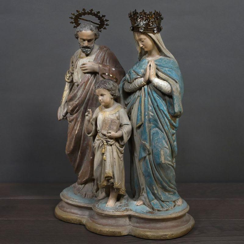 Religious sculpture in plaster, 20th century.

20th century religious sculpture in painted plaster.
H: 45cm, W: 32cm, D: 16cm