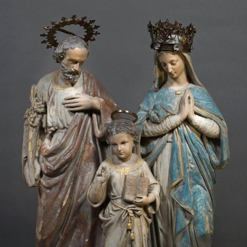 Renaissance Revival Religious Sculpture in Plaster, 20th Century. For Sale