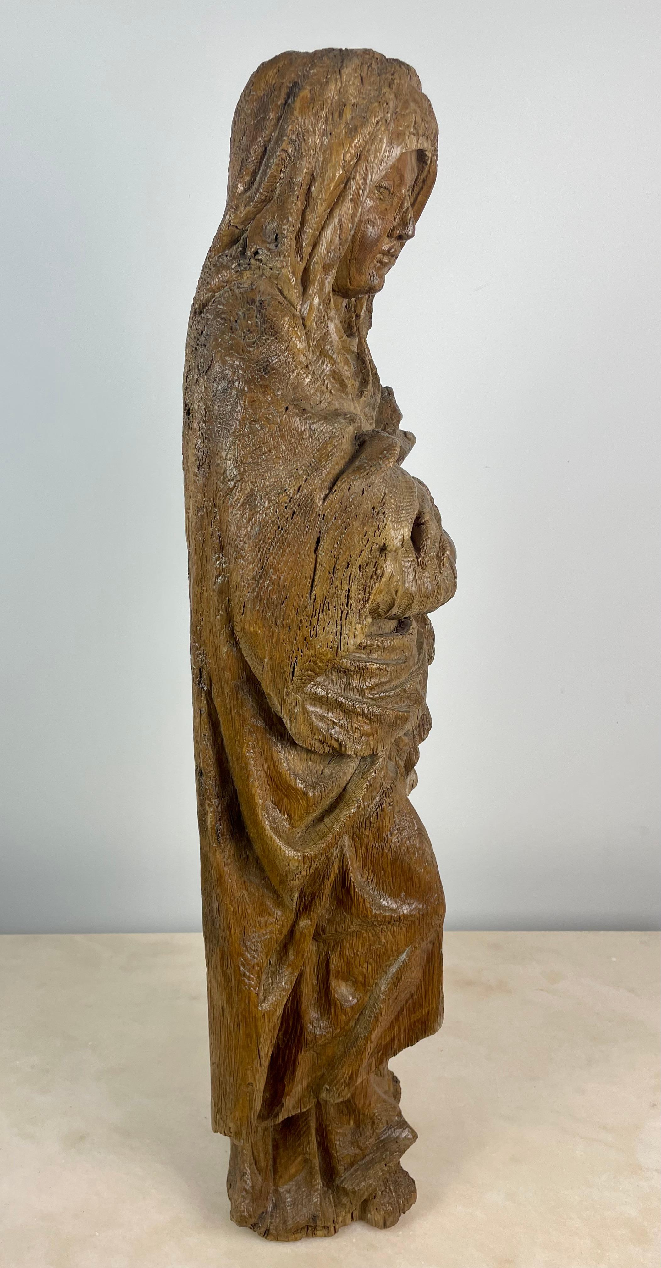 Religious Sculpture of Saint in Carved Natural Wood, Late 17th Early 18th France In Good Condition For Sale In Beuzevillette, FR