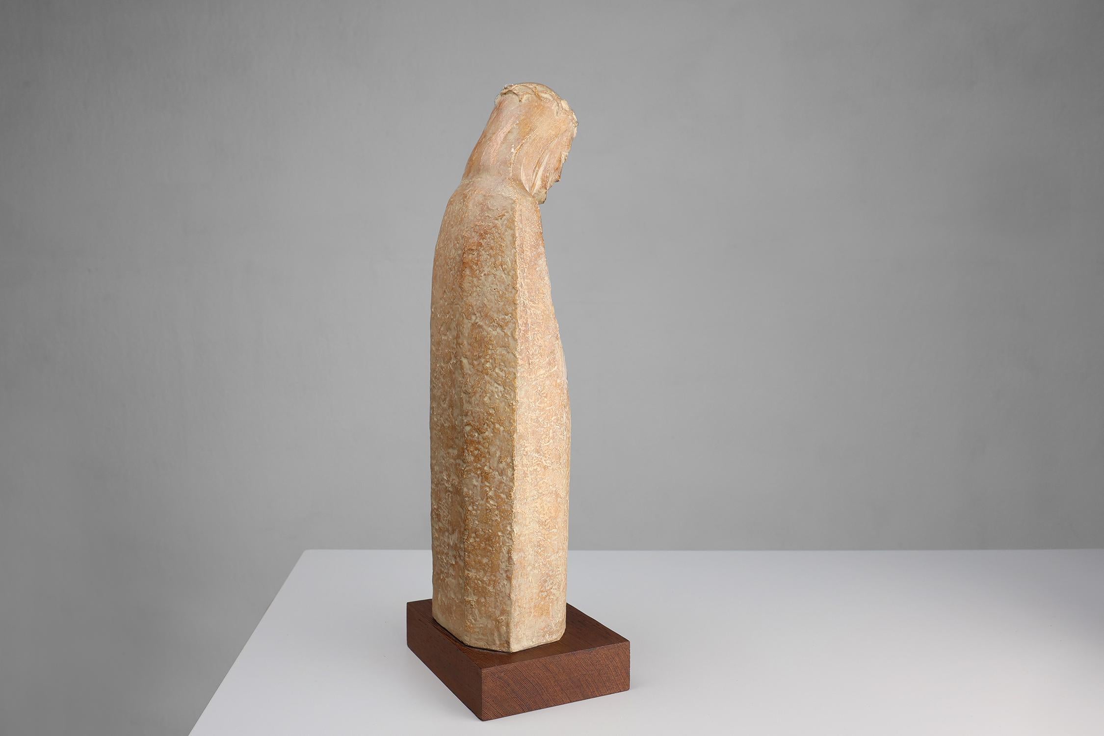 Statua religiosa di Gesù Cristo in stile Art Déco dell'artista belga André Taeckens in vendita 3
