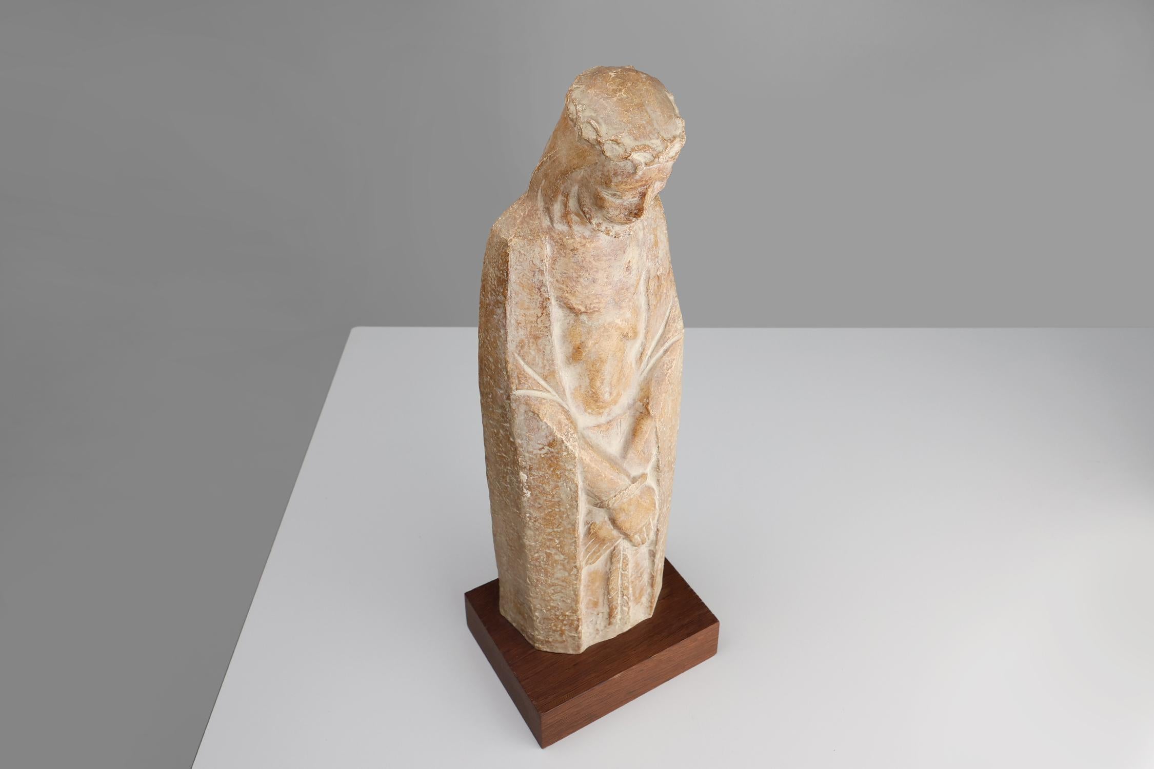 Statua religiosa di Gesù Cristo in stile Art Déco dell'artista belga André Taeckens in vendita 5