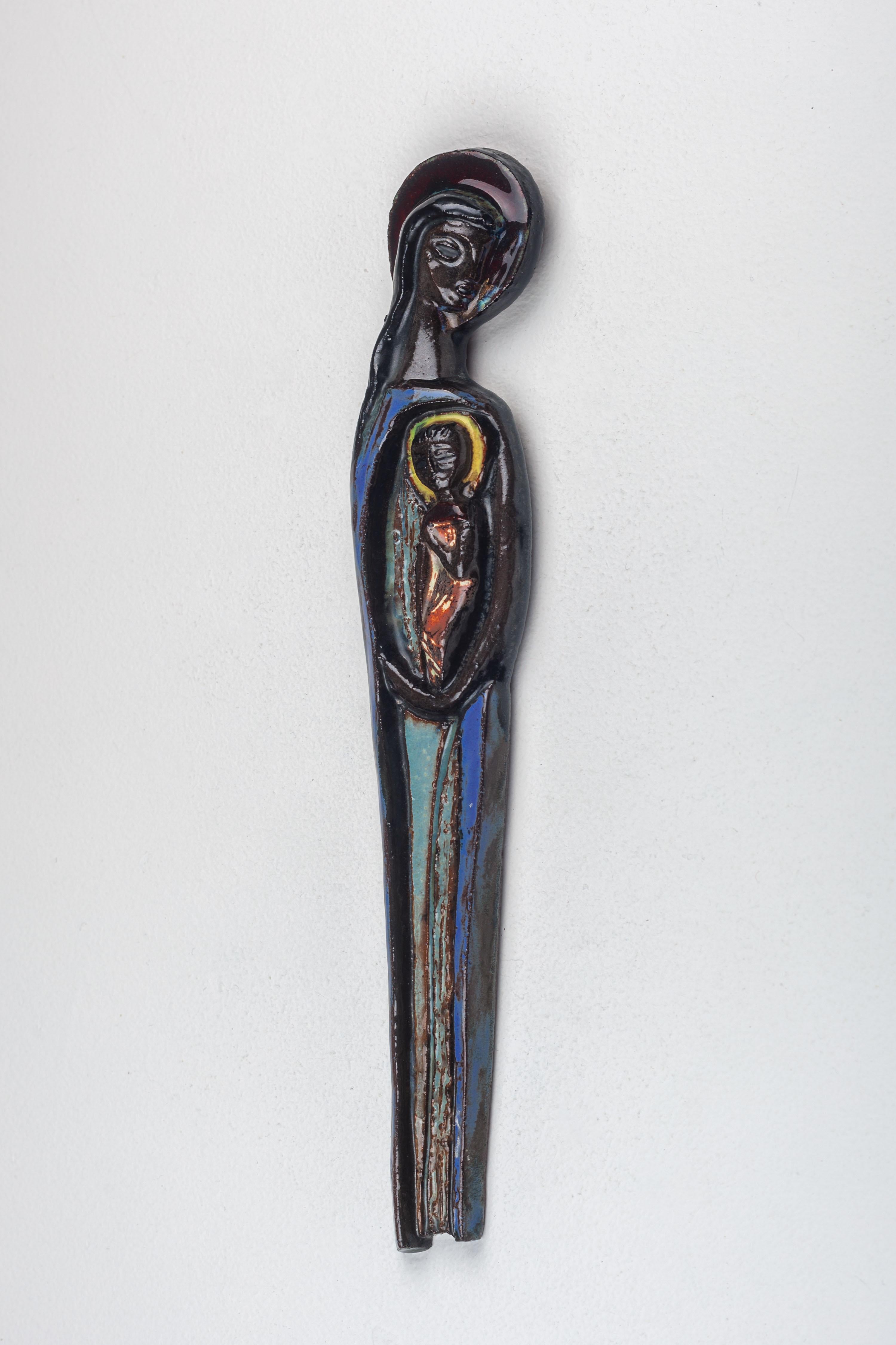 Mid-Century Modern Ceramic Wall Art of Virgin Mary with Child For Sale 1