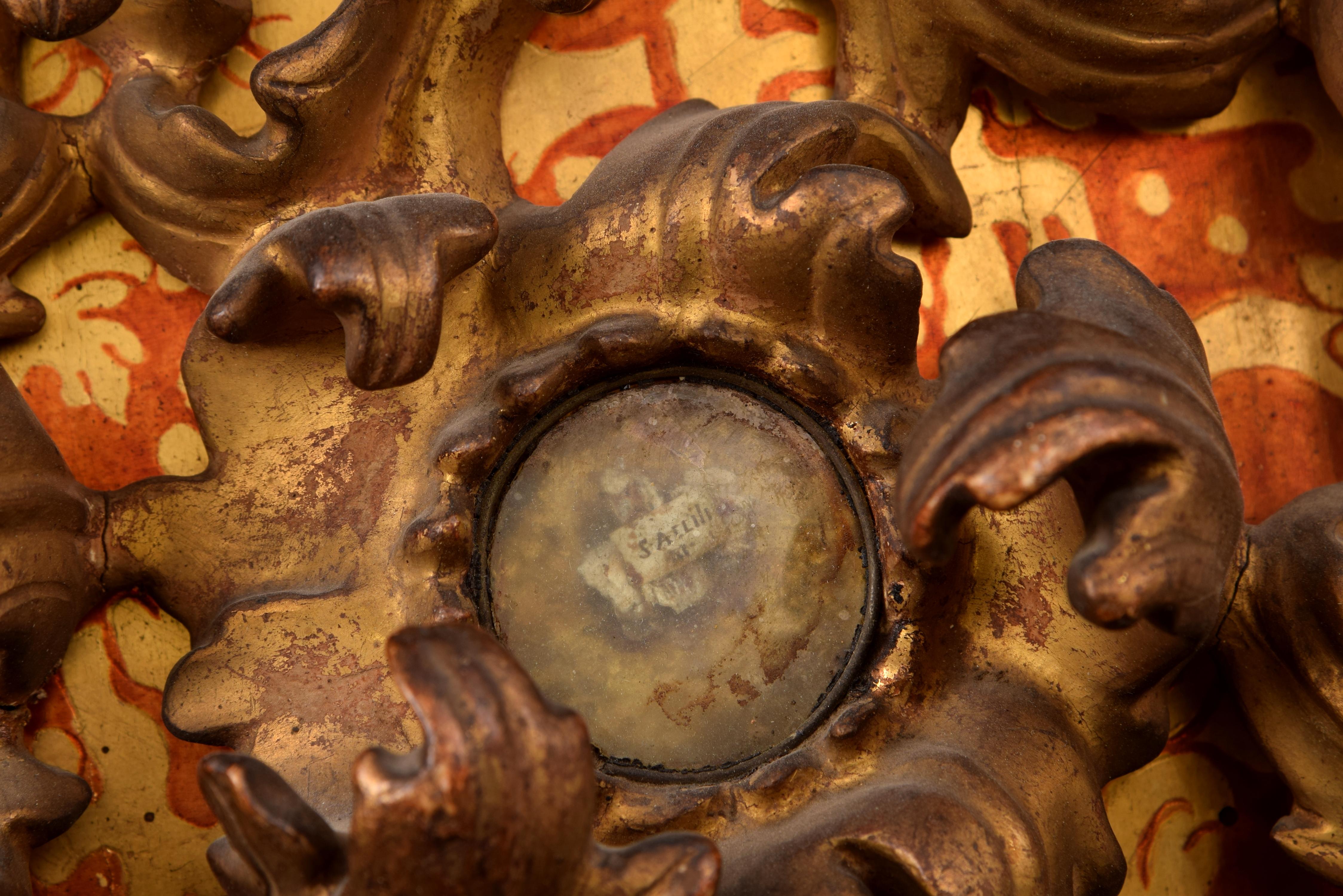 18th Century and Earlier Reliquary Altar. Wood, Glass, Metal, Etc. Spain, 17th Century For Sale