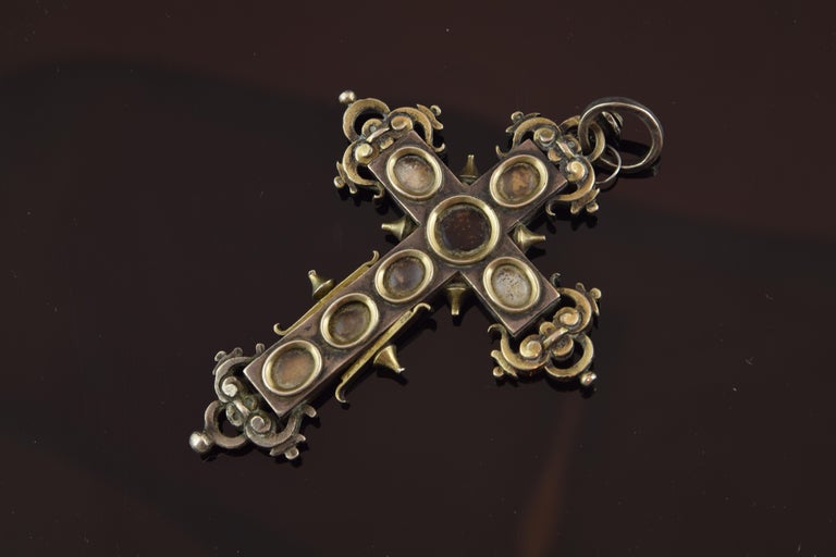 Pendentif Croix Reliquaire Ancien En Argent Doré - Bretagne, XVIIIe Ou XIXe Siècle - Rare, Occasion (état D'usure)