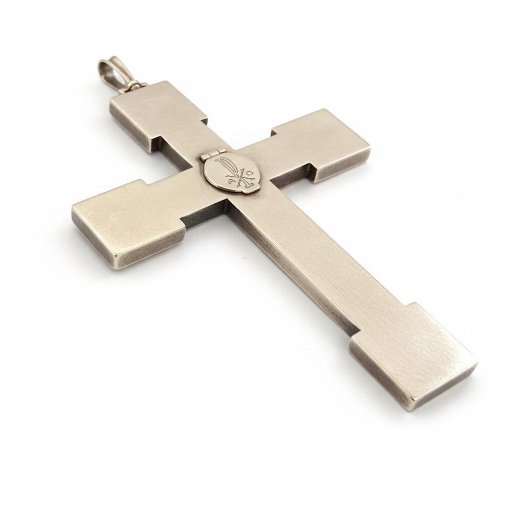 Reliquie des Kardinals: Österreichisch-ungarisches Granatkreuz, um 1880 Damen im Angebot