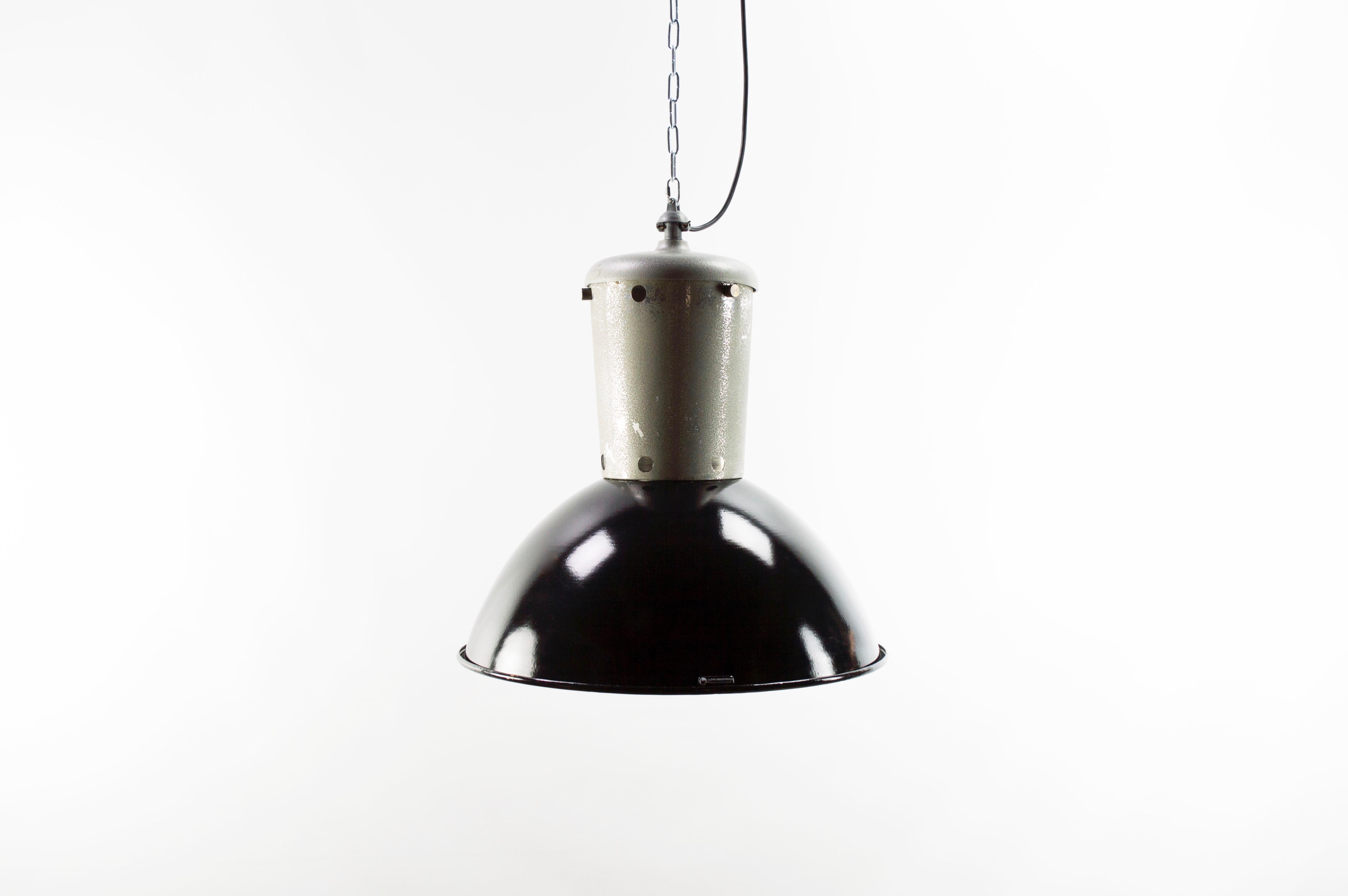 20th Century Reluma Industrial Black Enamel Hanging Lamp from 1950-1960 For Sale