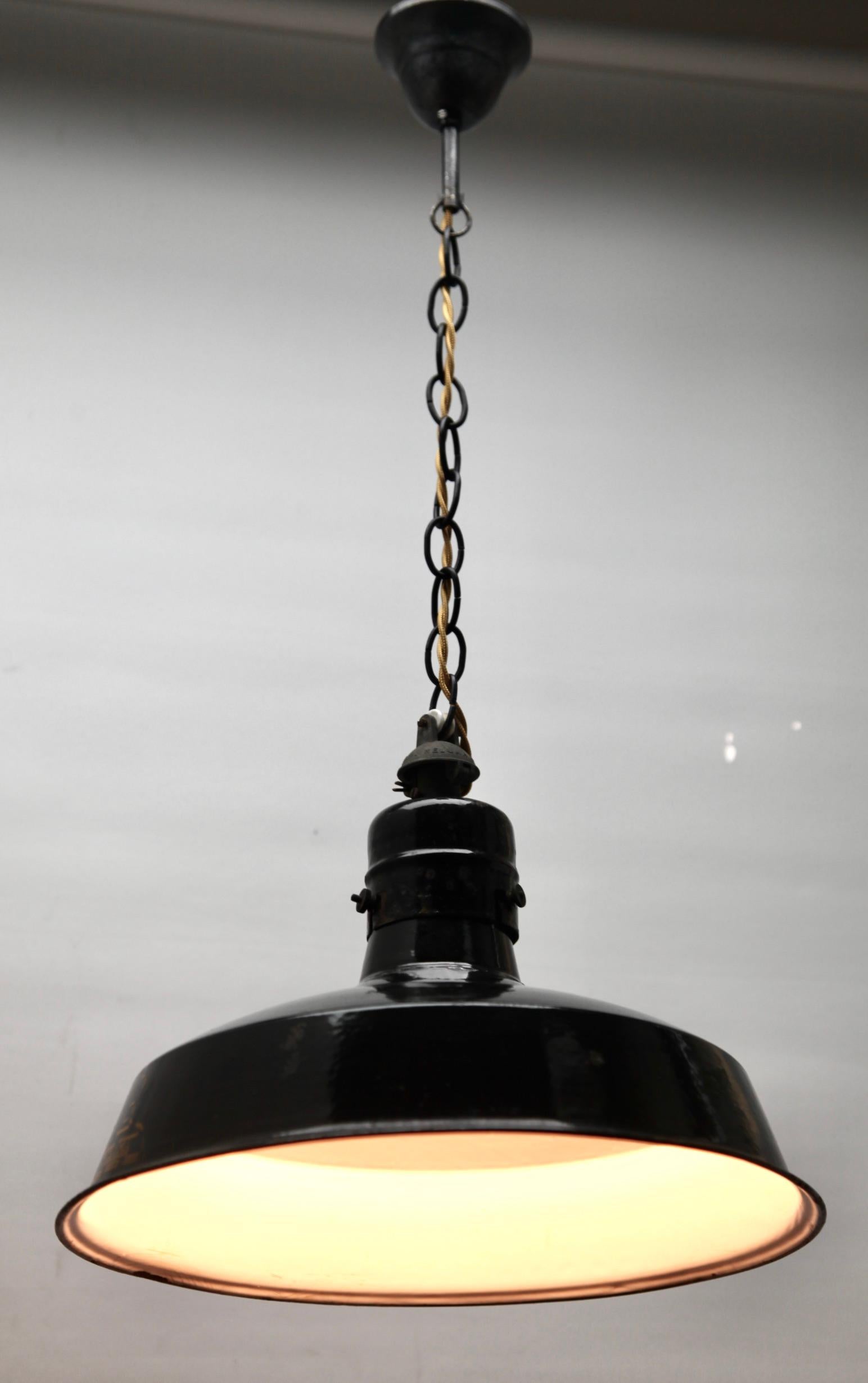 Reluma Iron Industrial Pendant Lamp, 1930s 1