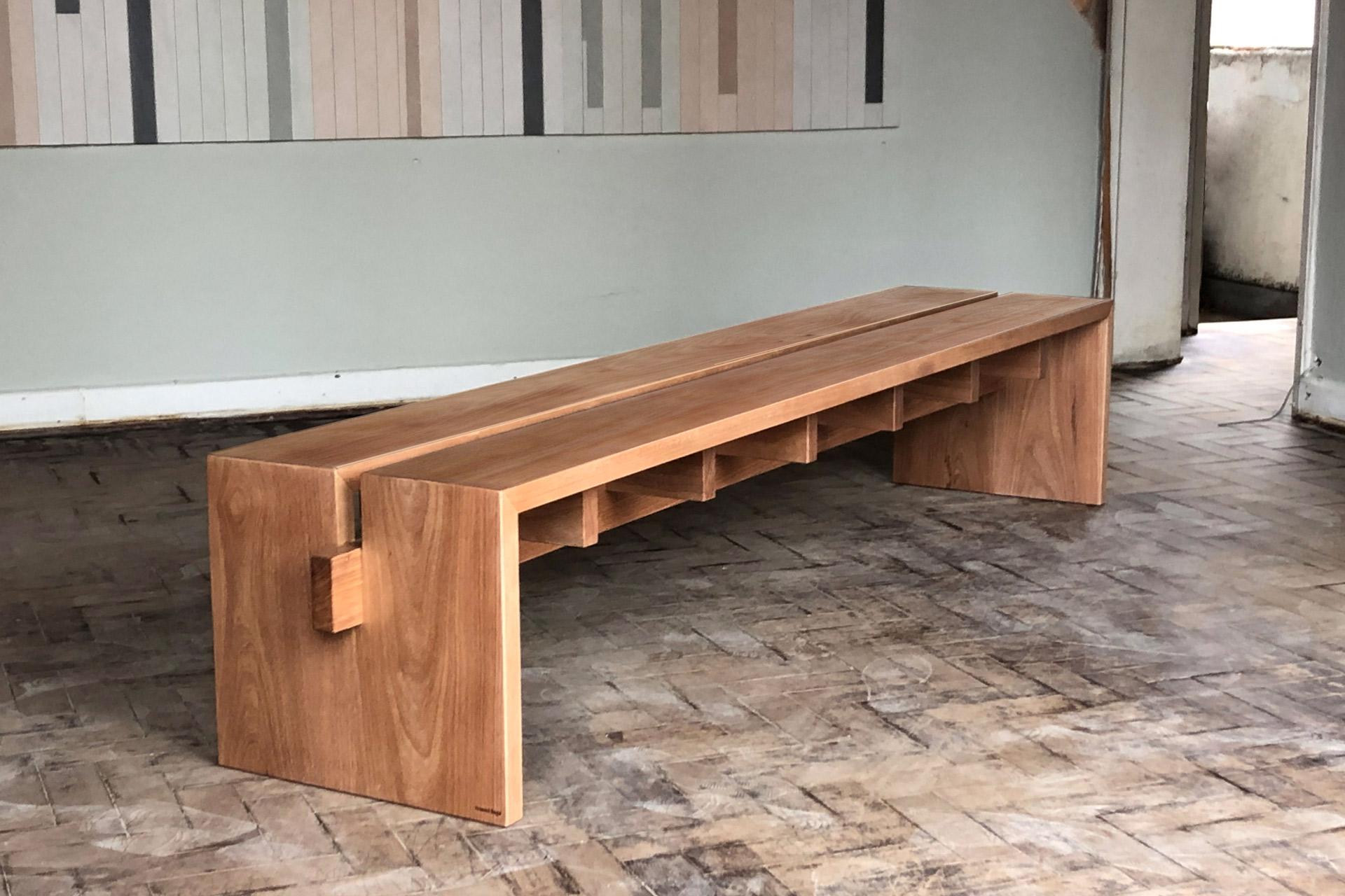 Remanso Bench in Brazilian Solid Wood In New Condition For Sale In Sao Paulo, BR