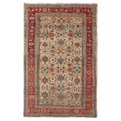 Fond ivoire ancien tapis persan Sultanabad Ziegler avec de riches palmettes