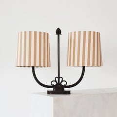 Bemerkenswerte Tischlampe mit zwei Schirmen von Just Andersen, 1930er Jahre, Dänemark