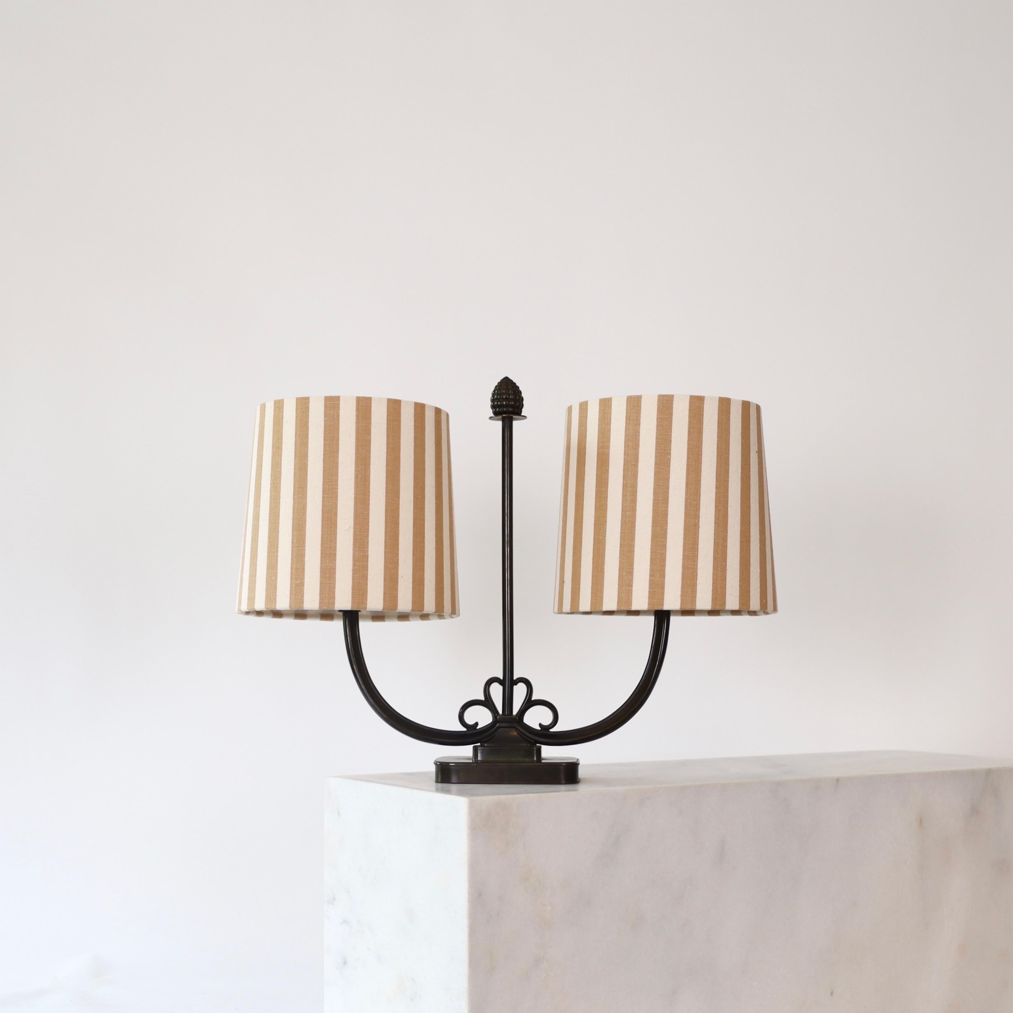 Remarkable dual-shade Table Lamp by Just Andersen, 1930s, Denmark In Distressed Condition For Sale In Værløse, DK