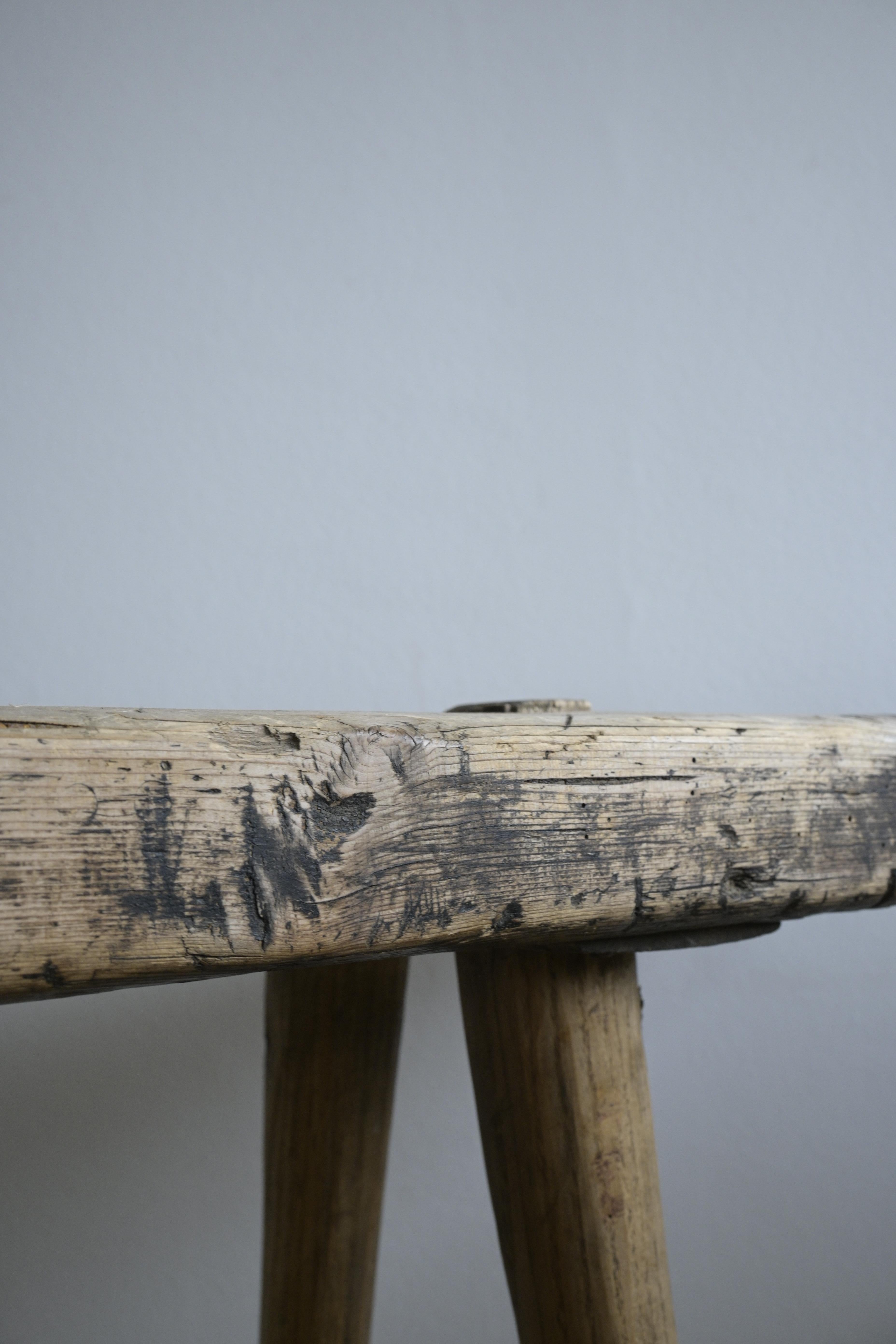 Remarquable banc d'art populaire du Jämtland, Suède, vers 1750 en vente 4