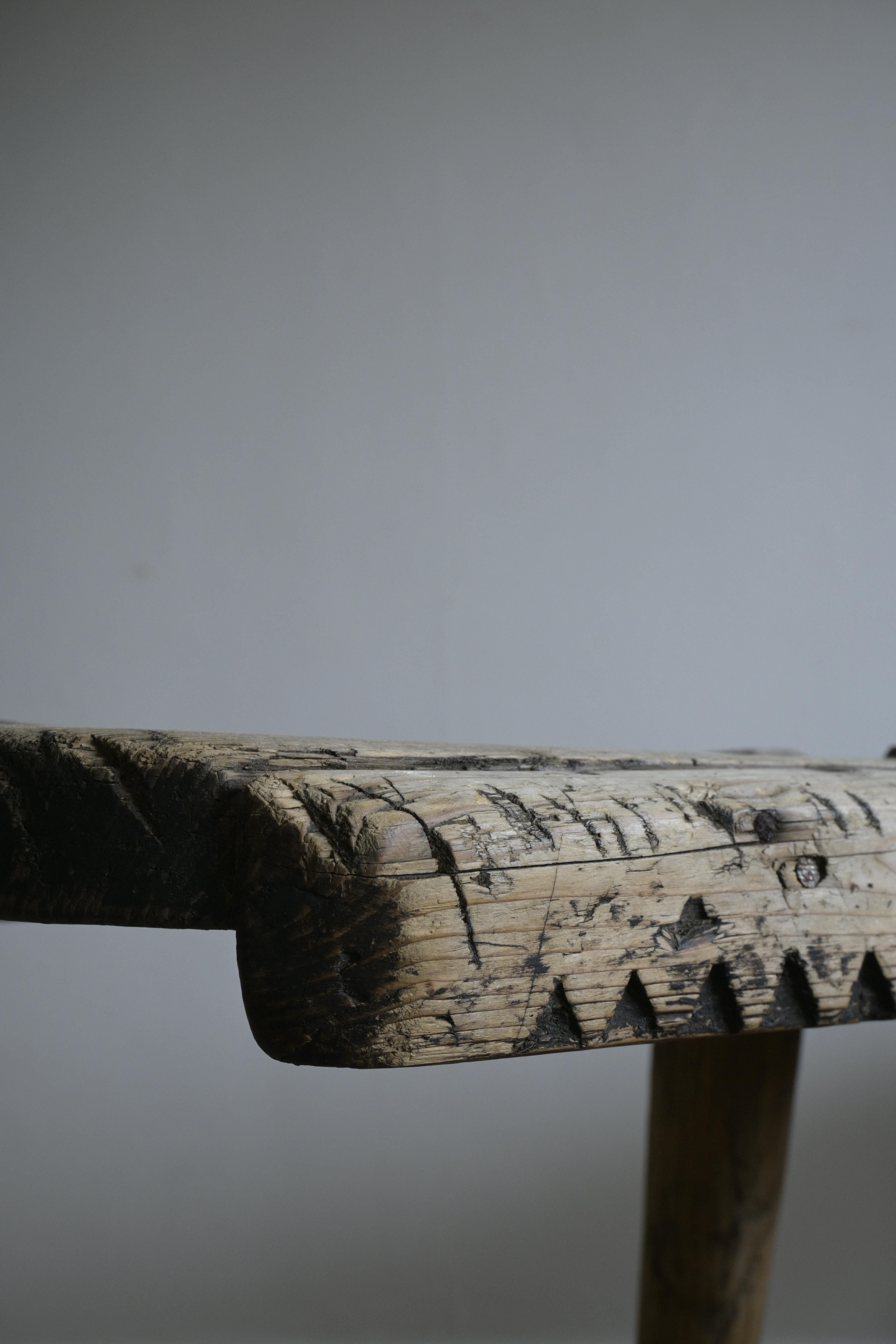 XVIIIe siècle Remarquable banc d'art populaire du Jämtland, Suède, vers 1750 en vente