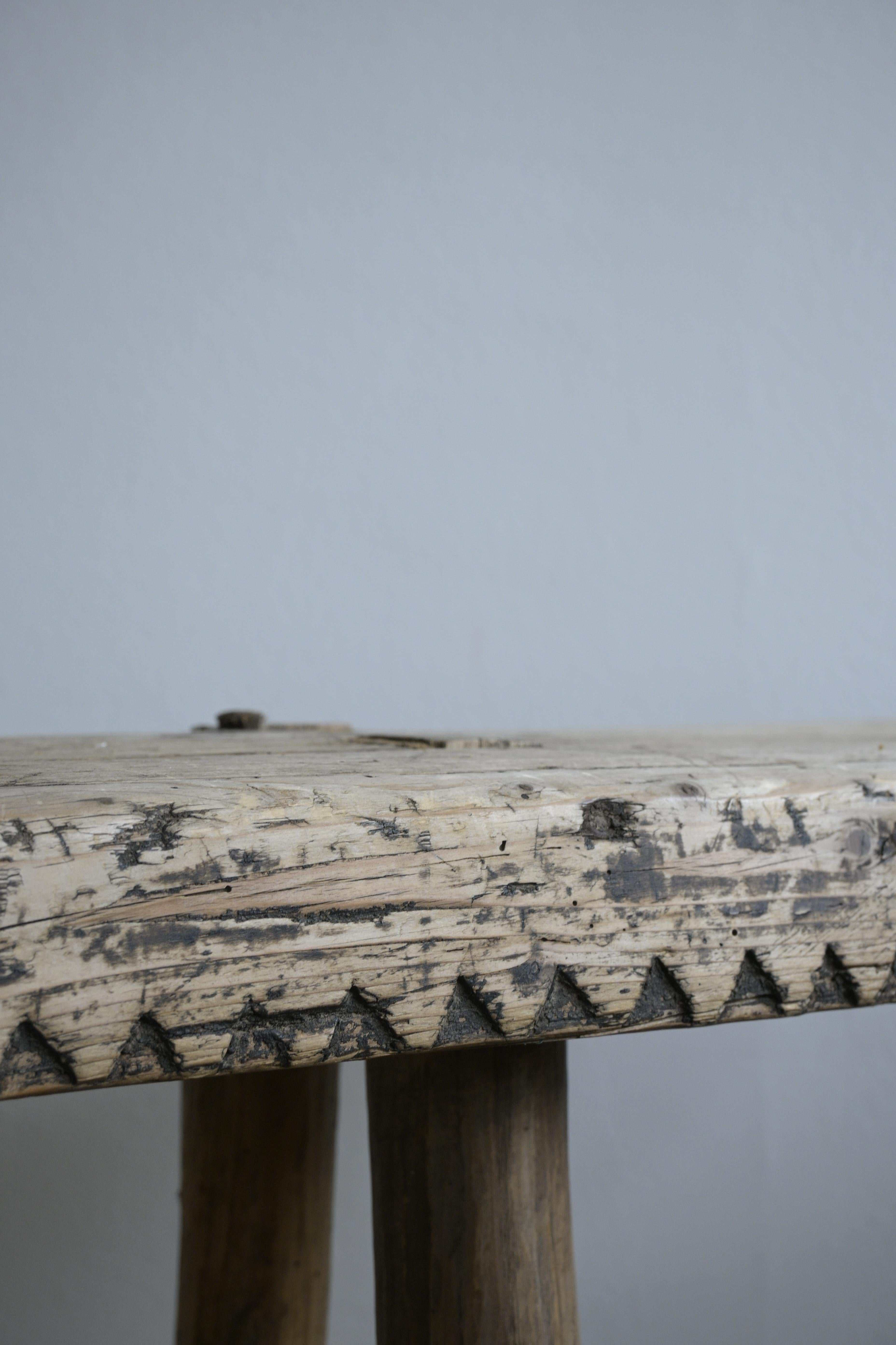 Pin Remarquable banc d'art populaire du Jämtland, Suède, vers 1750 en vente