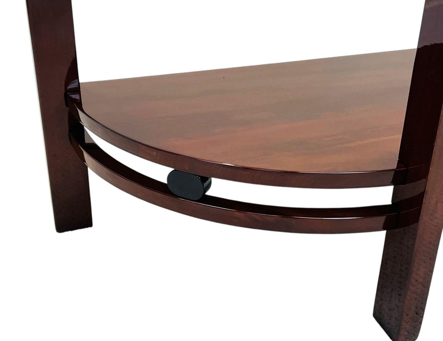 Verre Remarquable table d'appoint Half Circle Machine Age Art Deco American C. 1930's en vente