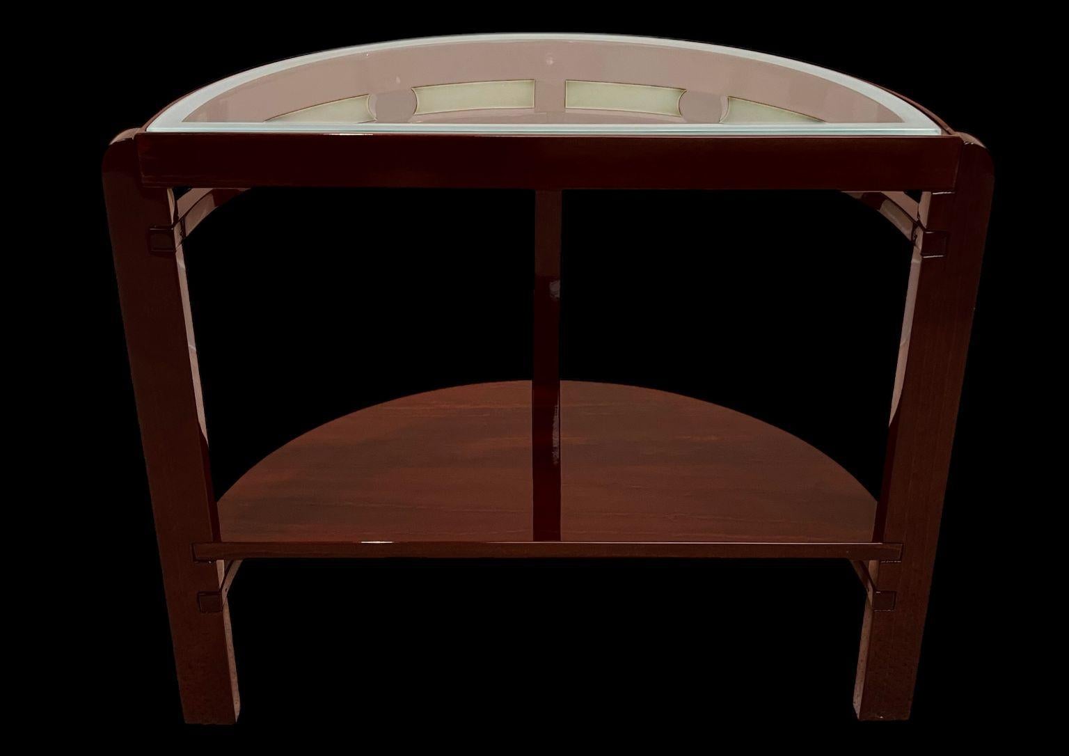 Remarquable table d'appoint Half Circle Machine Age Art Deco American C. 1930's en vente 5