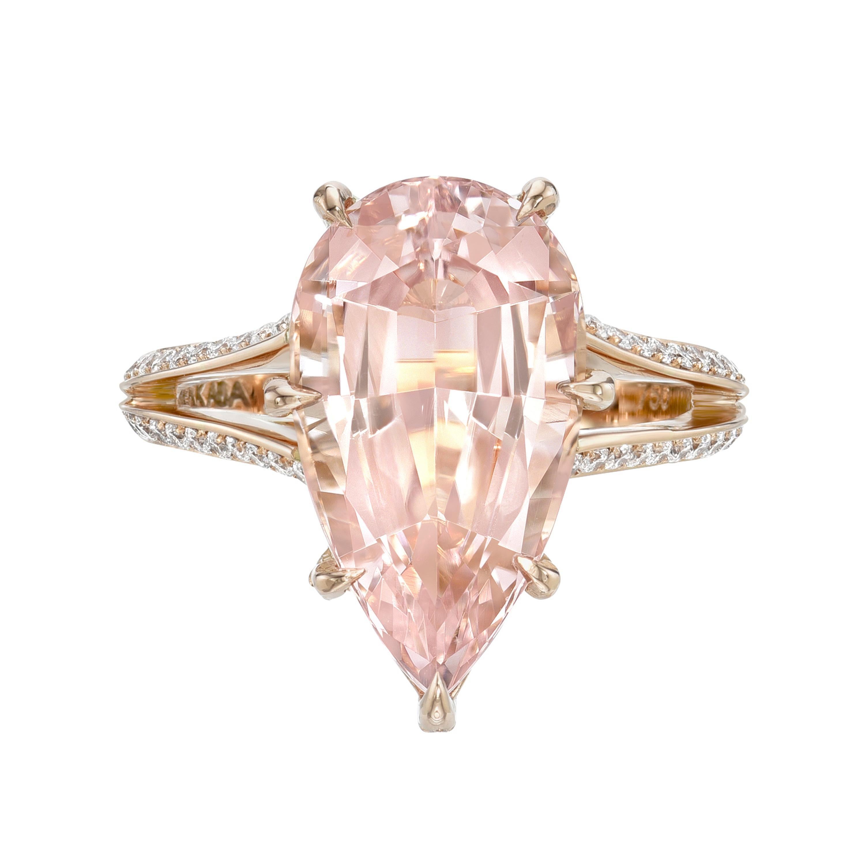 Remarquable bague en or rose ornée de Morganite et de diamants - Le cadeau de luxe par excellence en vente 3
