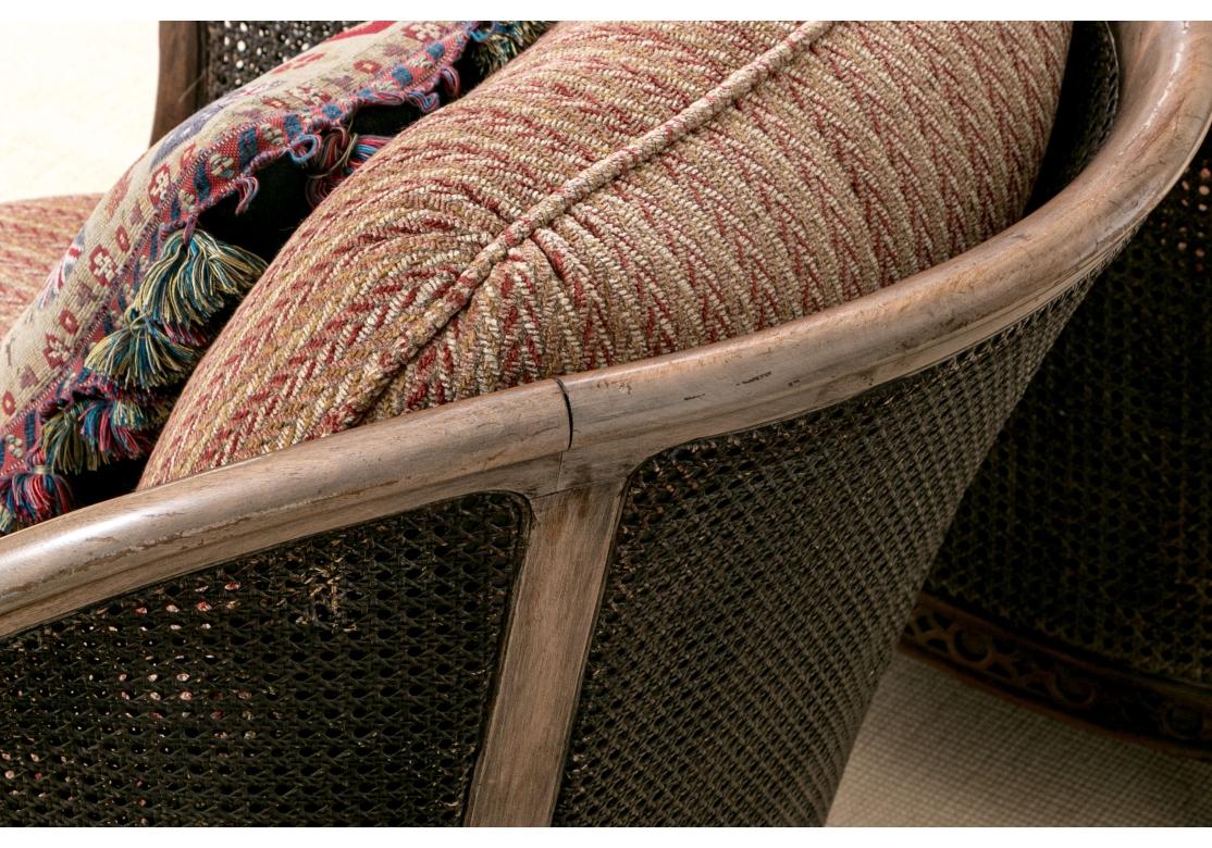 Remarquable paire de fauteuils club en rotin de style français en vente 6