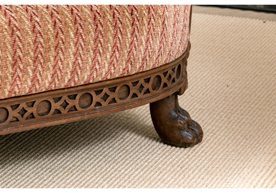 Hollywood Regency Remarquable paire de fauteuils club en rotin de style français en vente