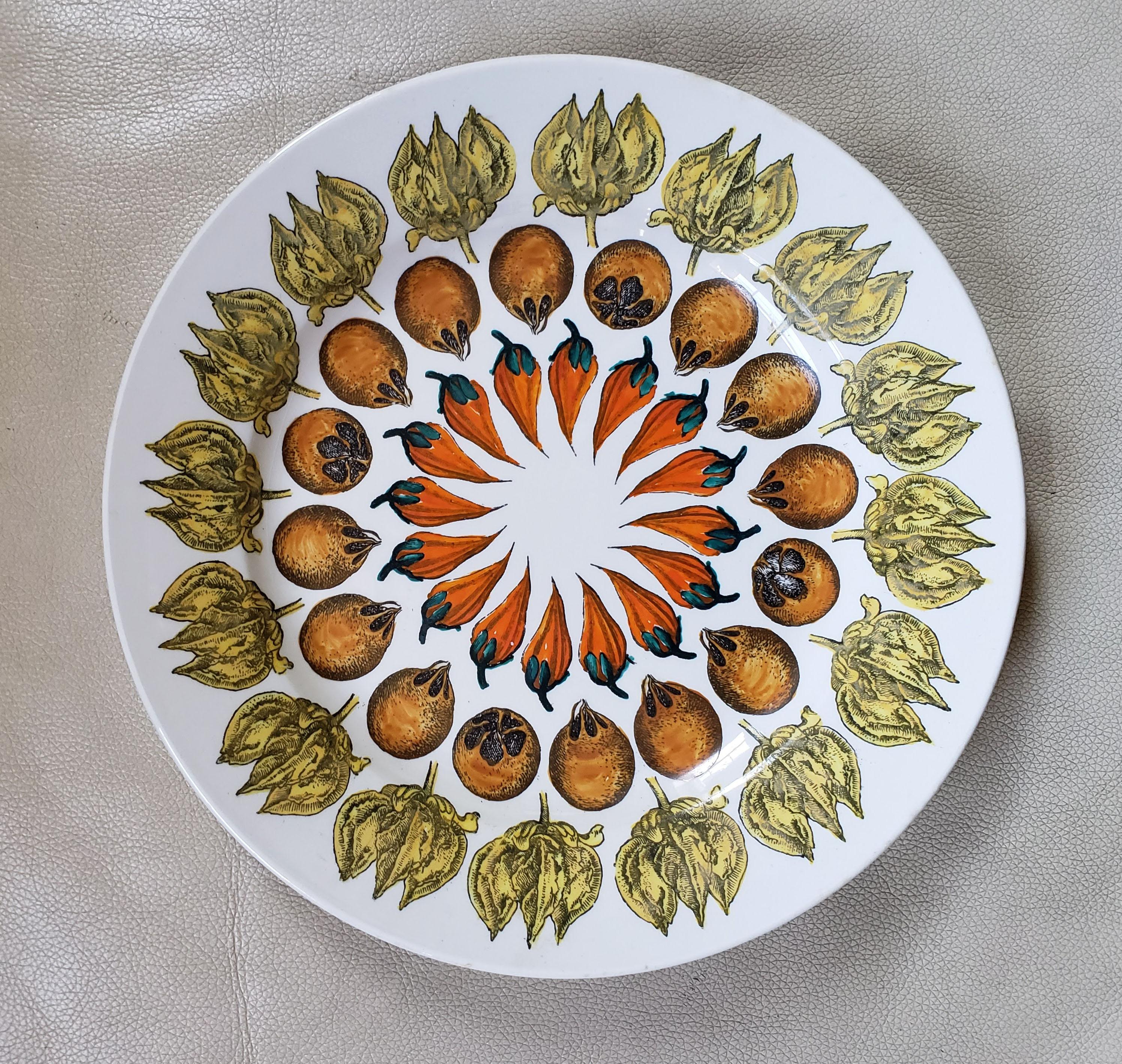 Remarkable Rare Set of Four Piero Fornasetti Giostra di Frutta Pattern Plates 1