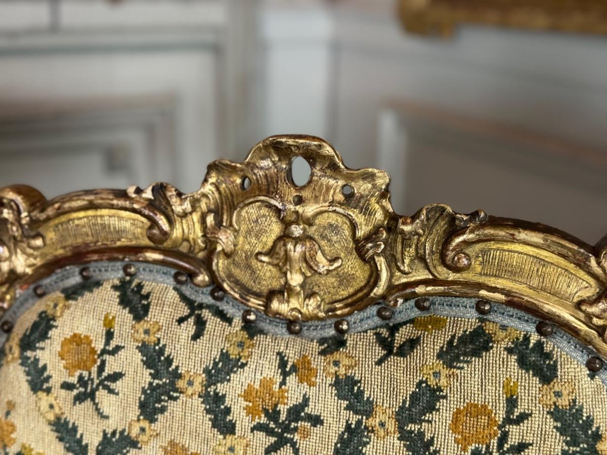 19th Century Remarkable small carved and gilded wooden armchair, Venice, early 18th century For Sale