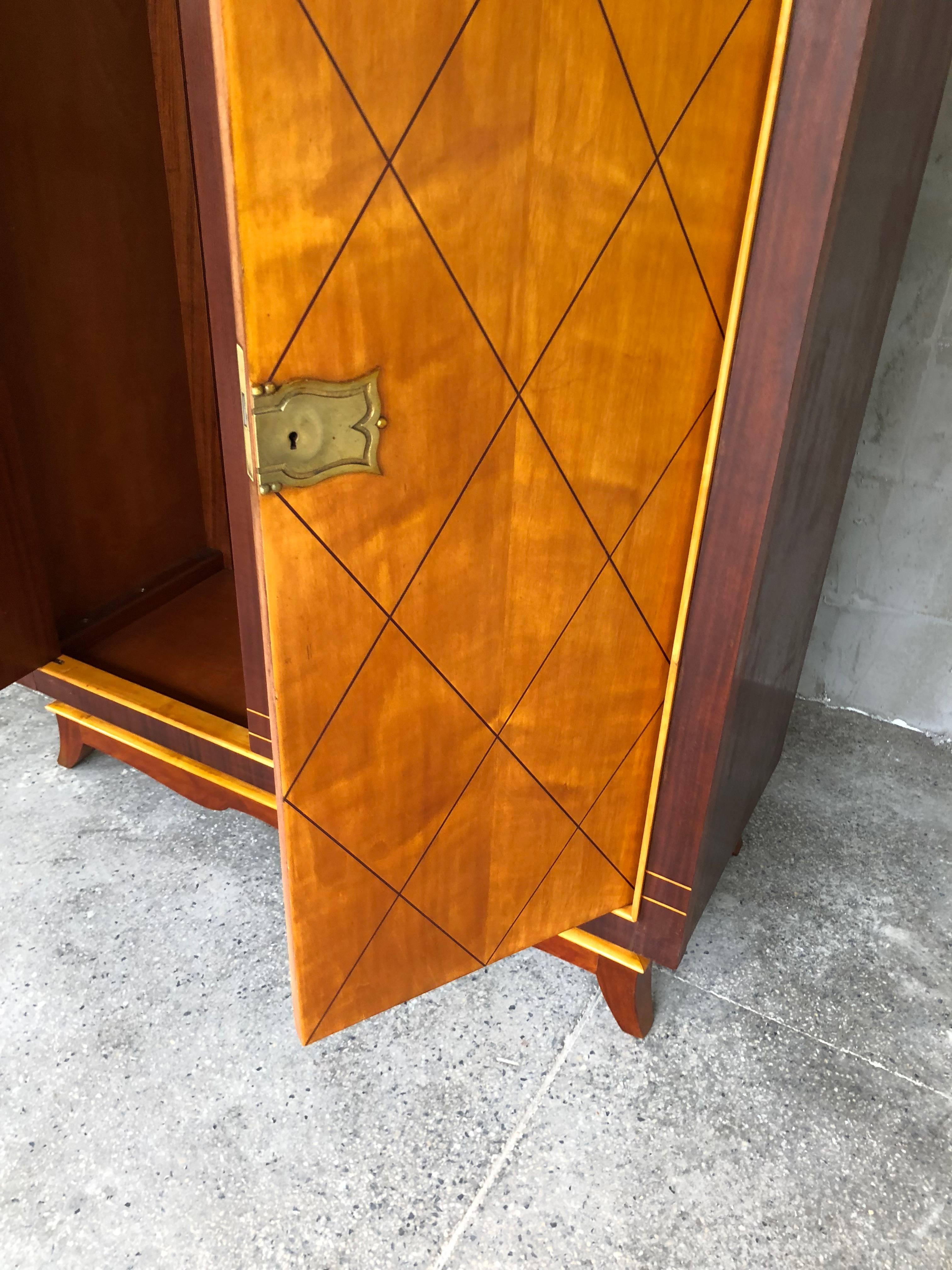 Remarkable Style of French Art Deco Armoire, 1940s 7