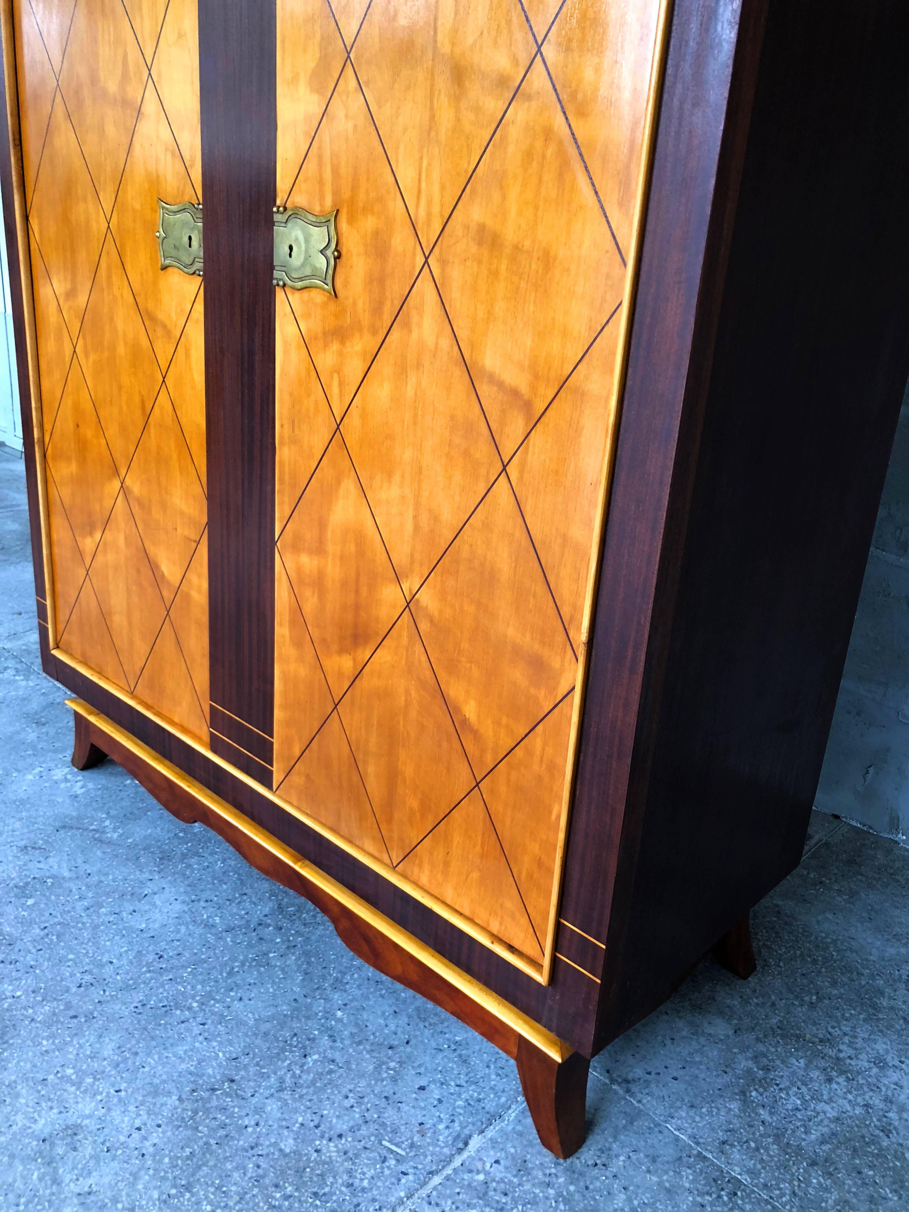Remarkable Style of French Art Deco Armoire, 1940s 2