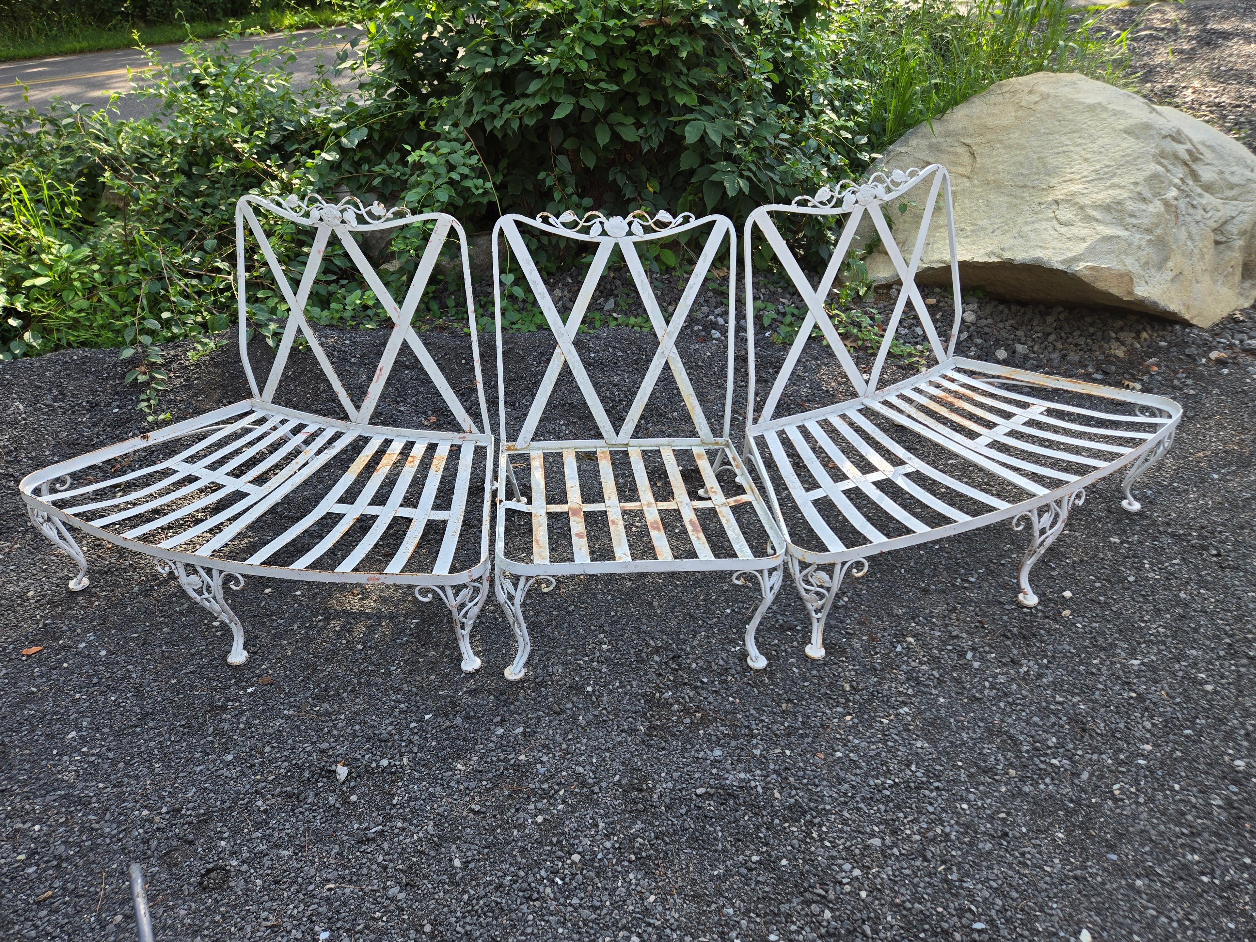 This is a beautiful vintage patio set by Woodard, a renowned brand in outdoor furniture. The 5 seat semi circle sectional  gives generous seating and is comfortable with cushions added. The 