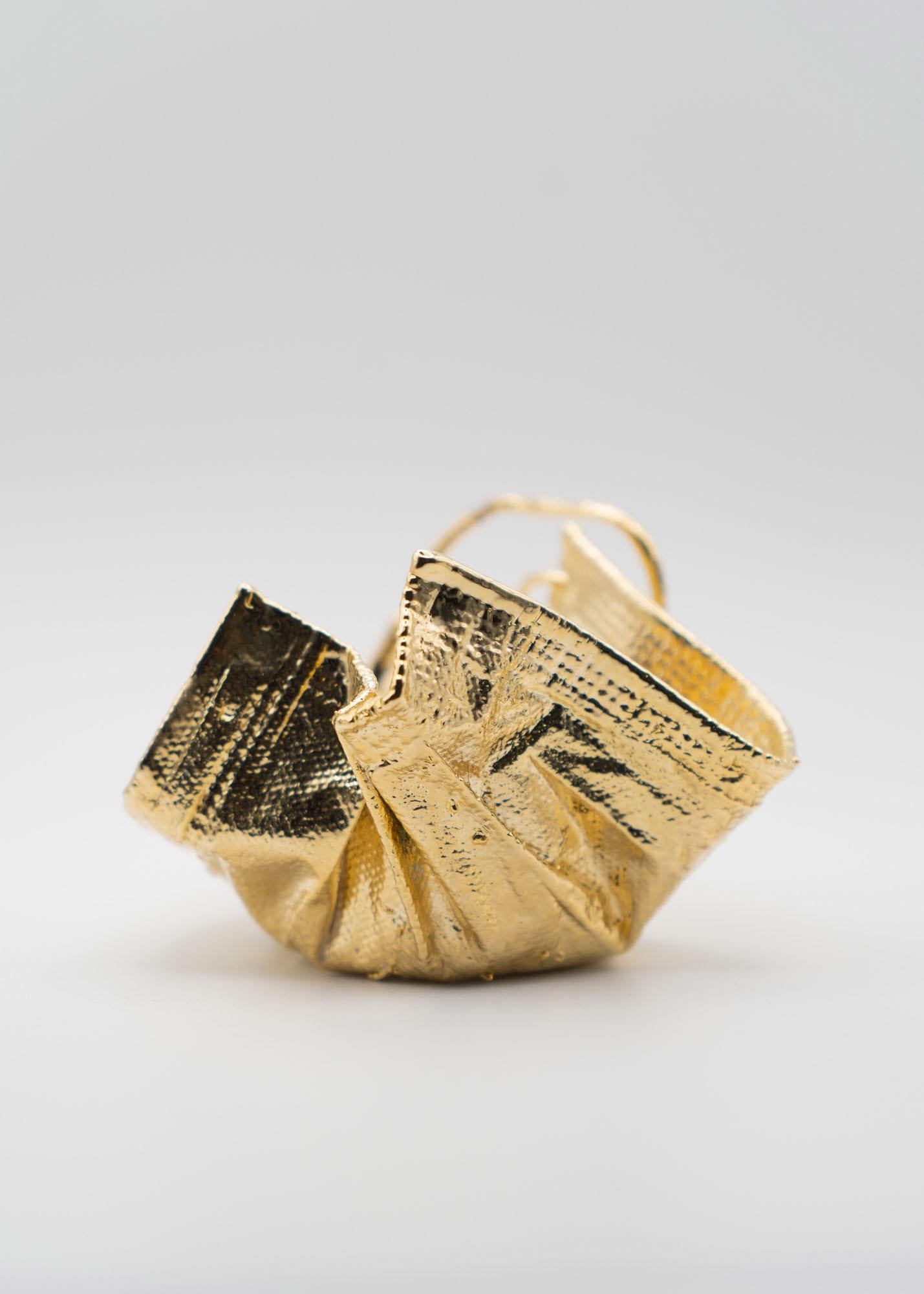 Postmoderne Remask Act 005 Gold Art Objects for Objects for Masks par Enrico Girotti en vente