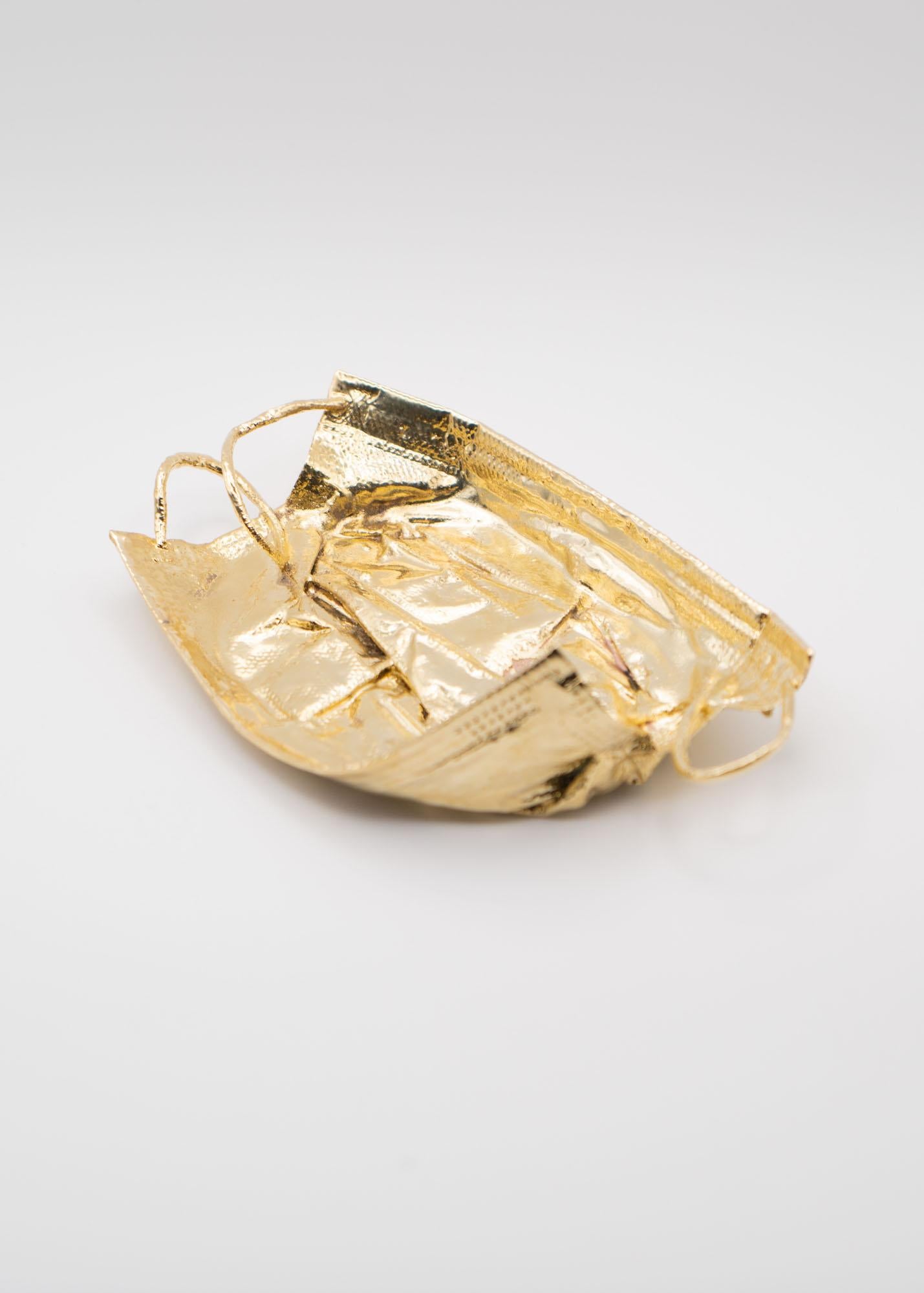 Remask Act 023 Gold Art Object Made from Surgical Mask by Enrico Girotti In New Condition For Sale In Verona, IT