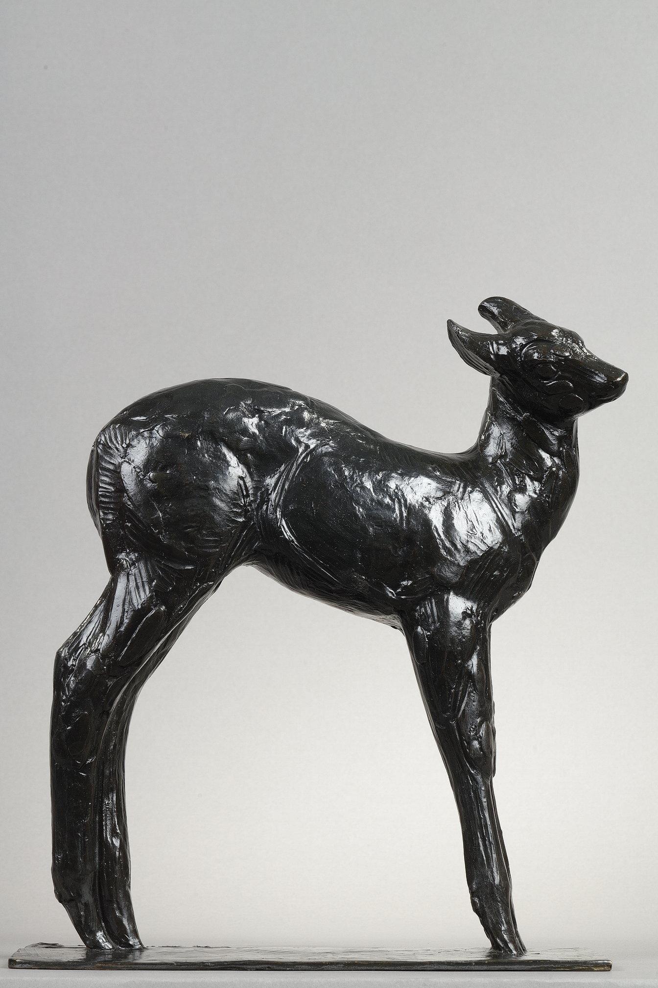 Rembrandt Bugatti Figurative Sculpture - Small fawn Axis