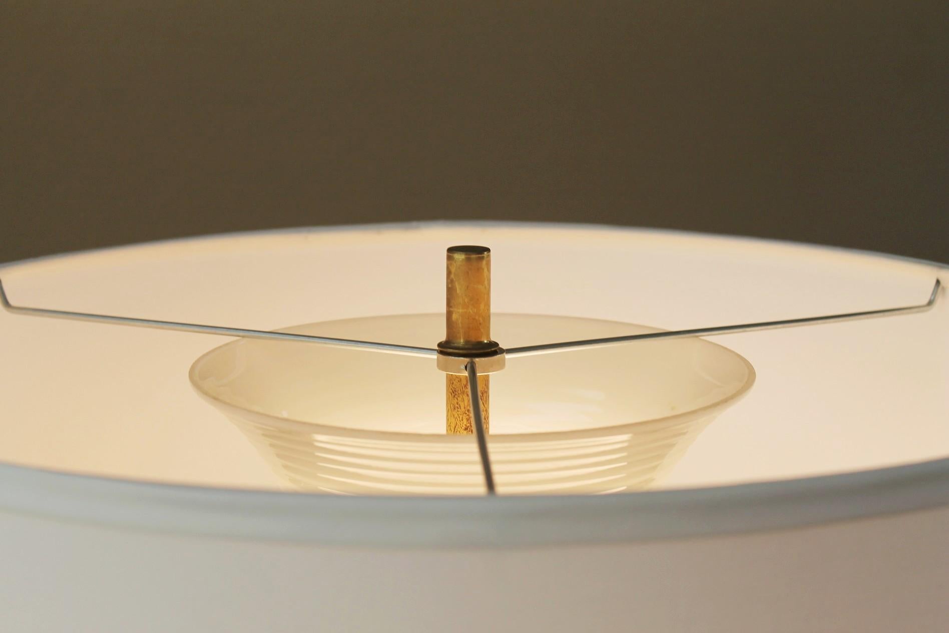 Émaillé Lampe de table Rembrandt mi-siècle moderne ! Ranch atomique Palm Springs Art Déco des années 50 en vente