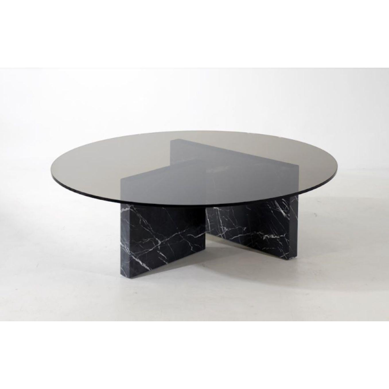 Remerber me round coffee table by Claste 
Dimensions: D 100 x W 35.5 x H 35.5 cm
Material: Carrara Gioia, Belvedere Black, Mont Blanc, Manhatten Calacatta, Fusion Marble, Temptation Marble, Blue Mare 
Weight: 55 kg

Since 2017 Quinlan Osborne