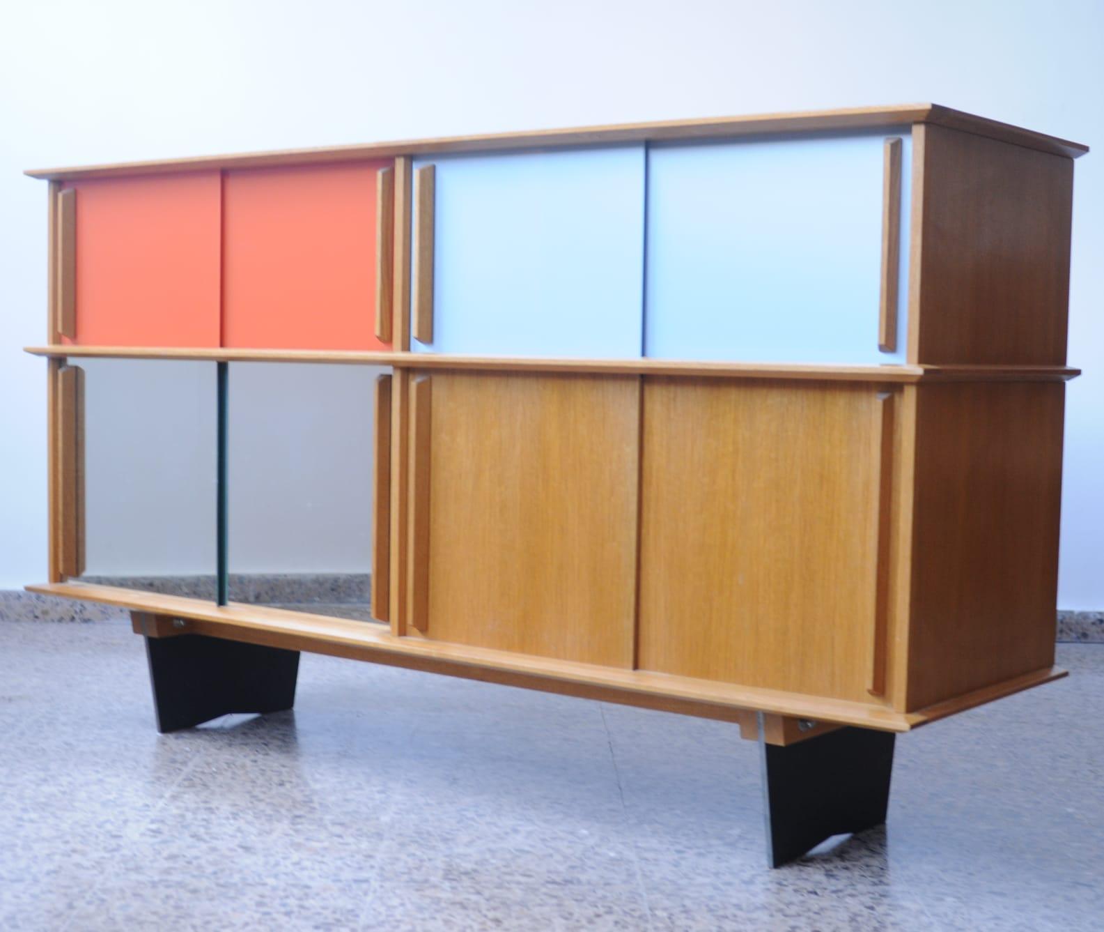 « Remember Sideboard by Philipp-MARKus Pernhaupt, chêne, métal et verre en vente 1