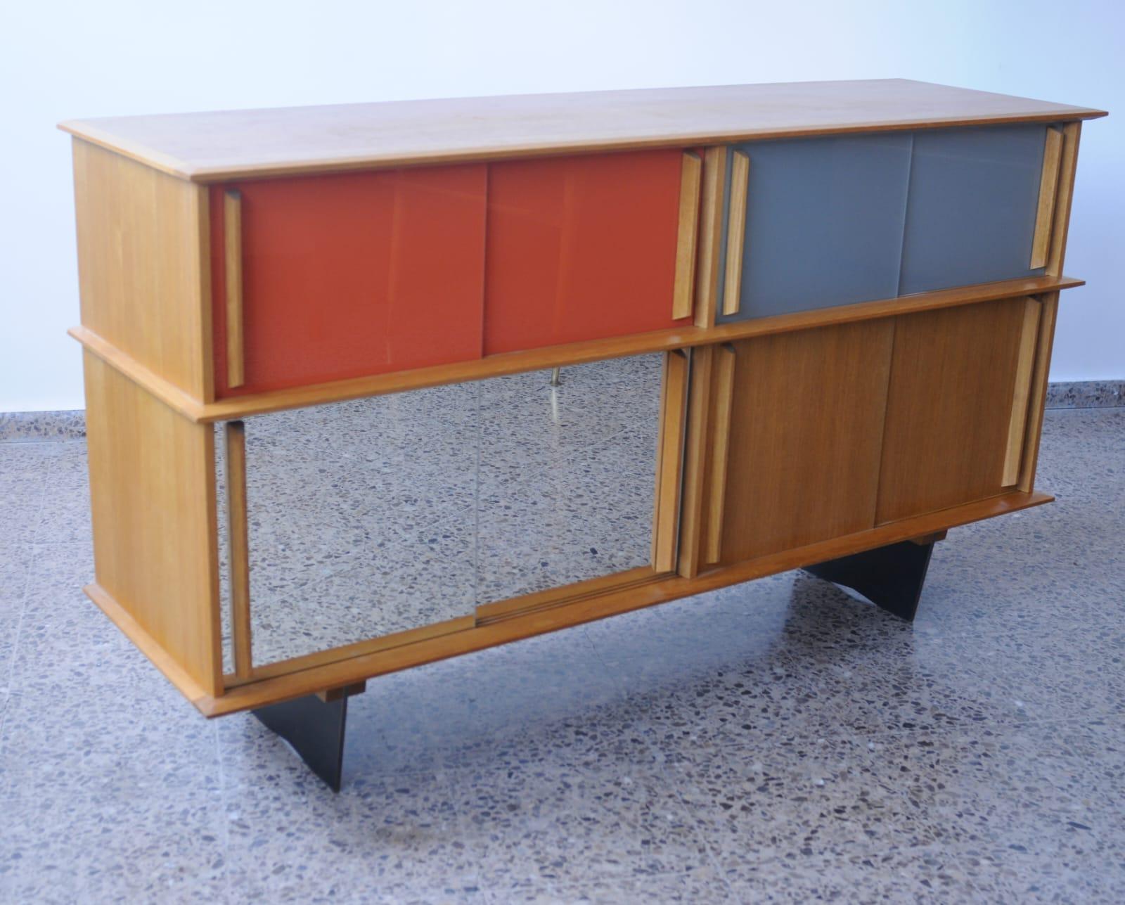 « Remember Sideboard by Philipp-MARKus Pernhaupt, chêne, métal et verre en vente 3