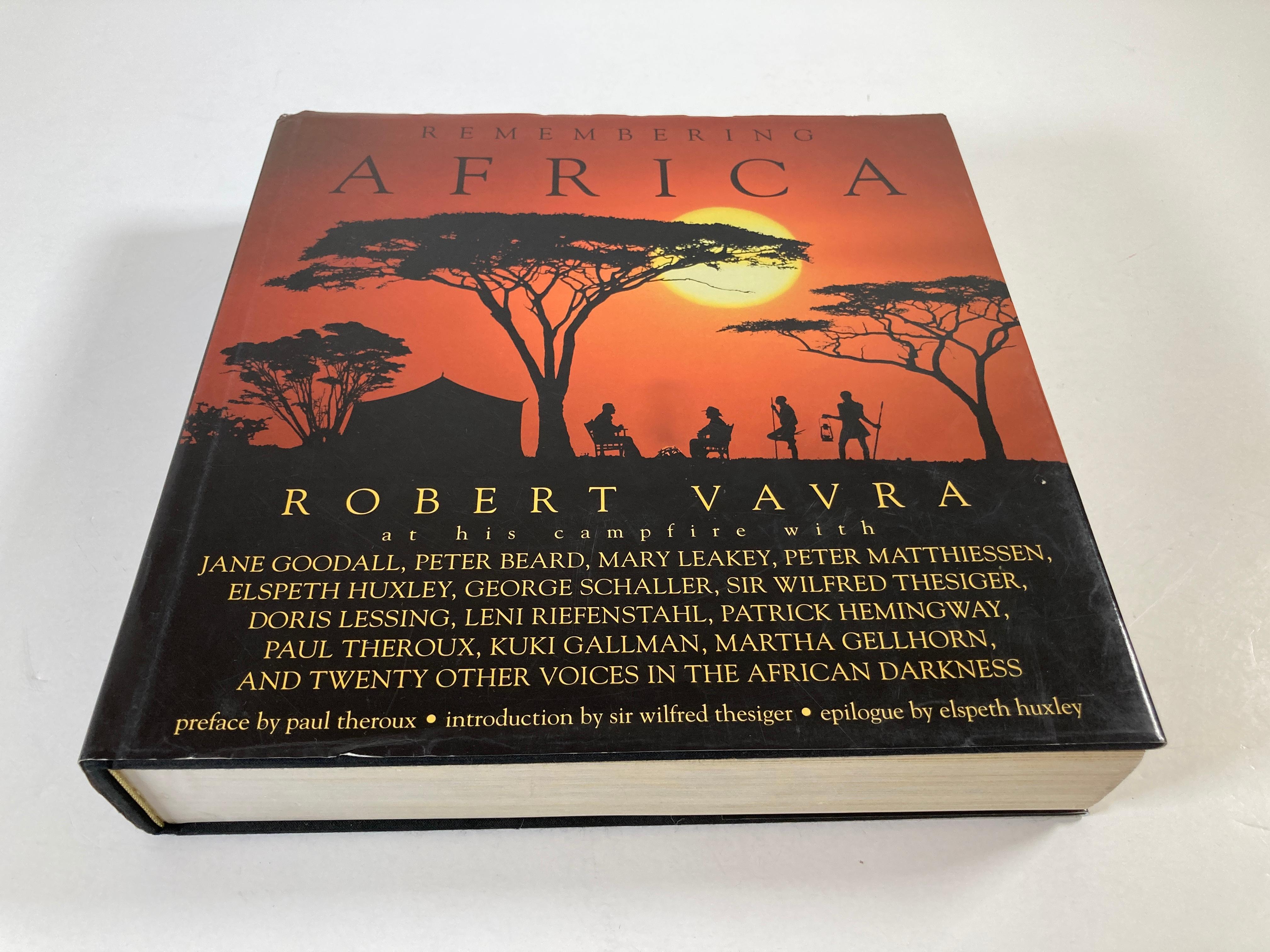 Africain Livre à couverture rigide Remembering Africa de Robert Vavra en vente