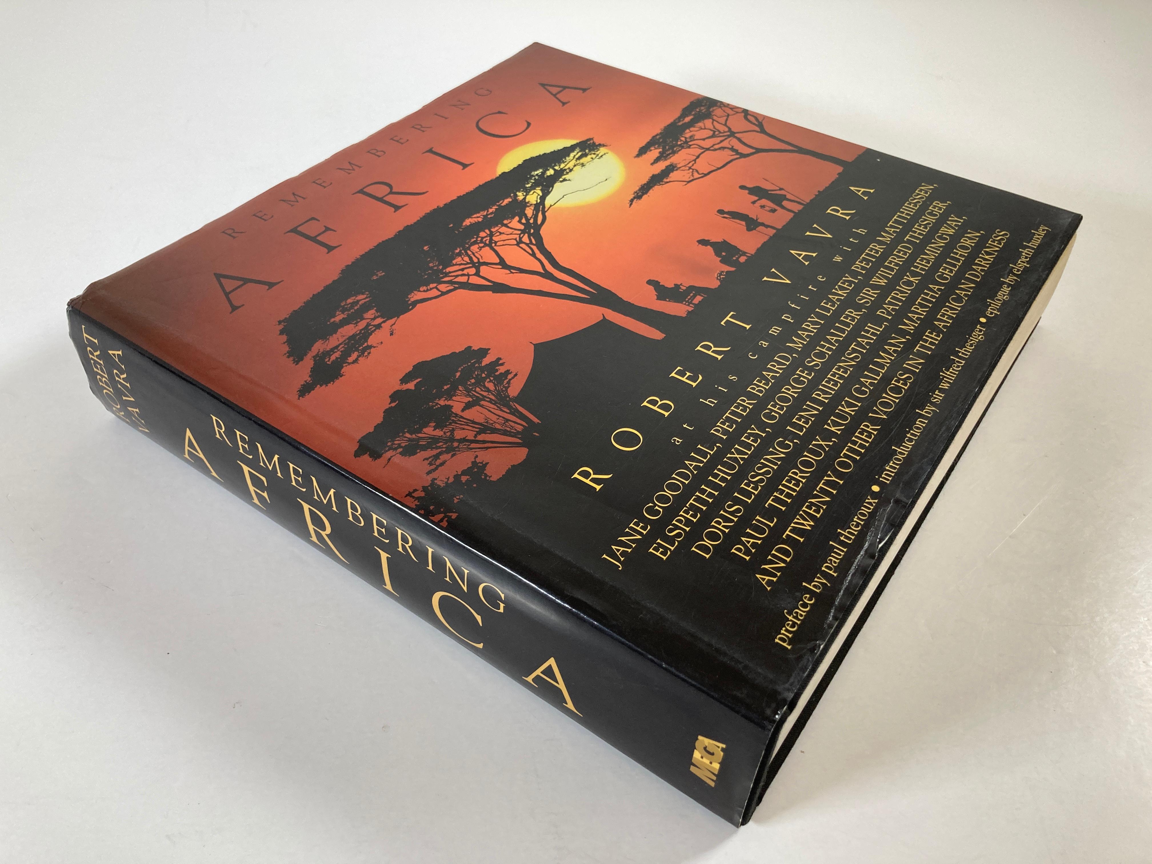 Livre à couverture rigide Remembering Africa de Robert Vavra Bon état - En vente à North Hollywood, CA