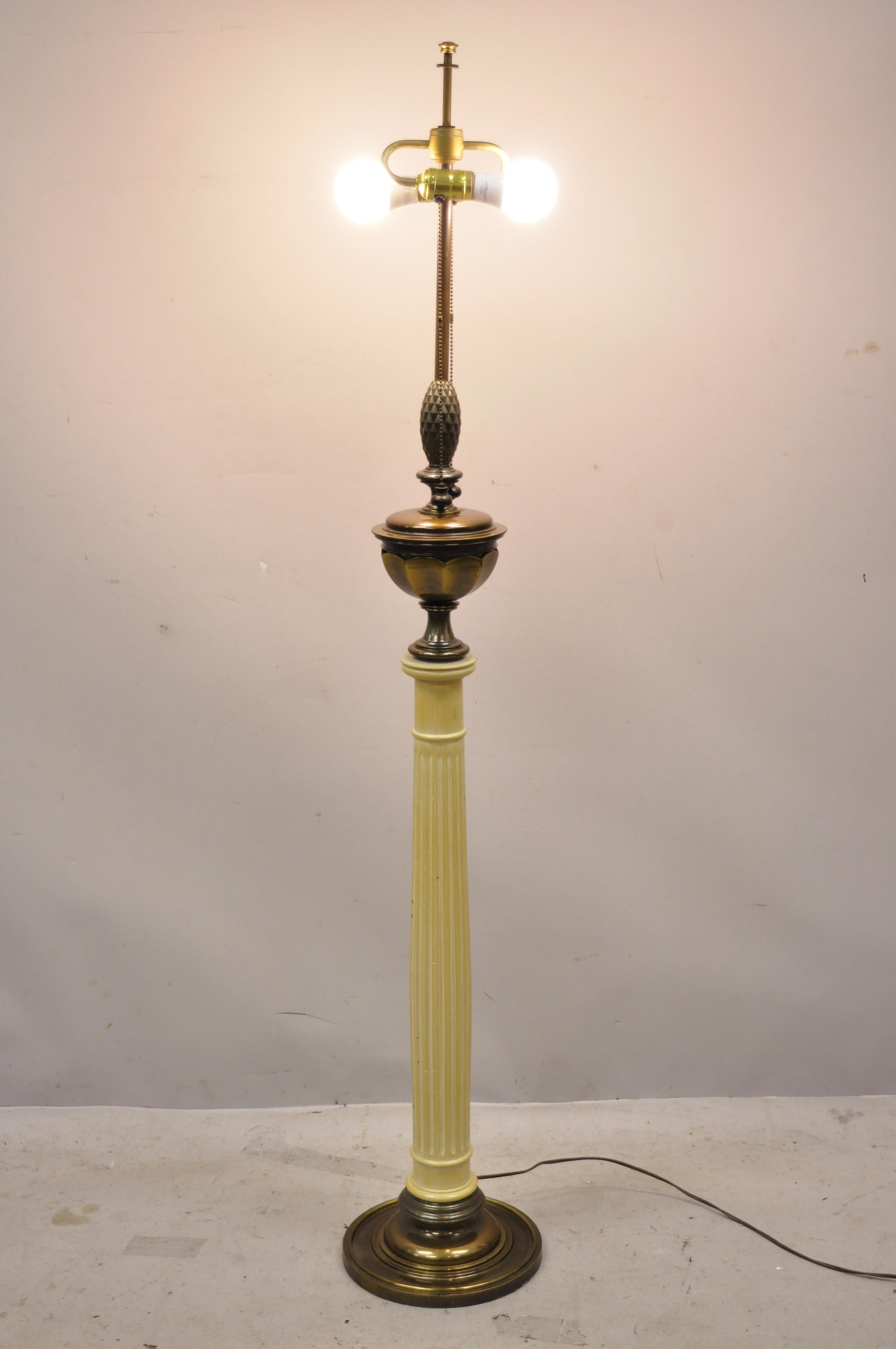 Remington Hollywood Regency Pineapple Wooden Column Brass Reading Floor Lamp  For Sale 4